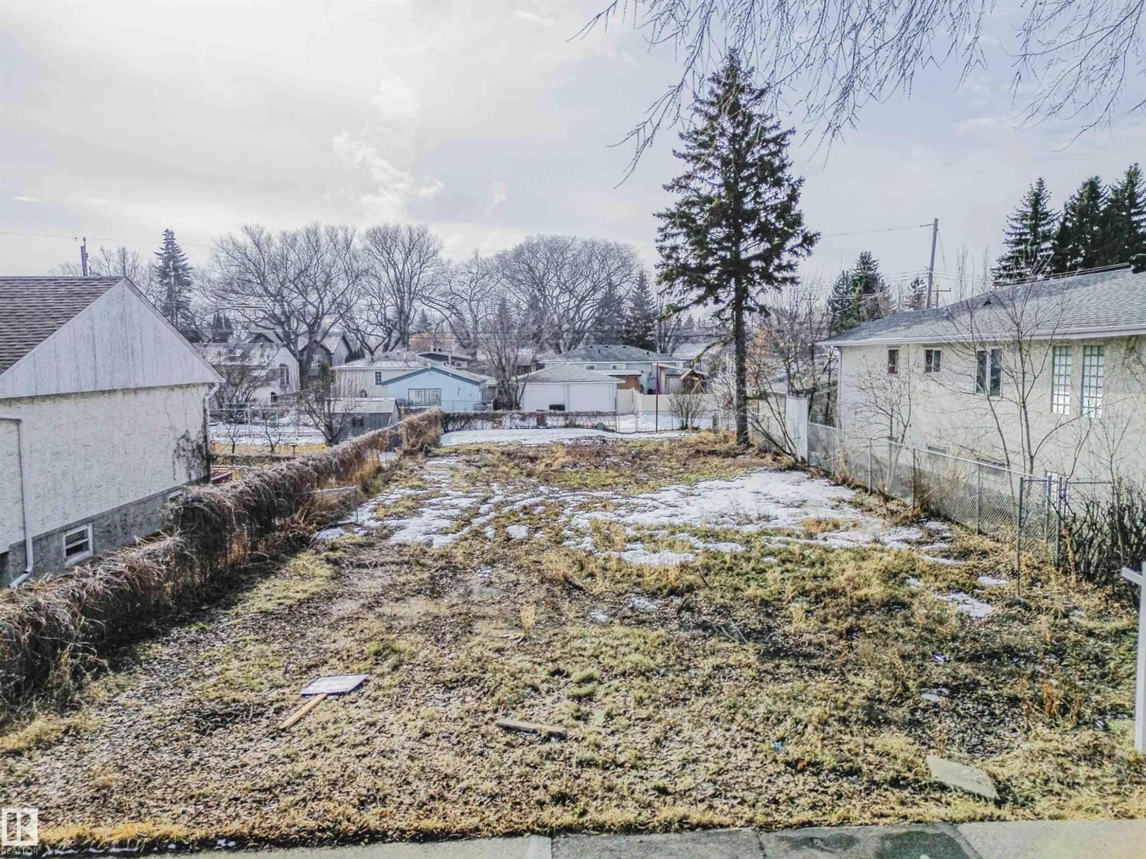 A pic from outside/outdoor area/front of a property/back of a property/a pic from drone, street for 3635 114 AV, Edmonton Alberta T6E4G5