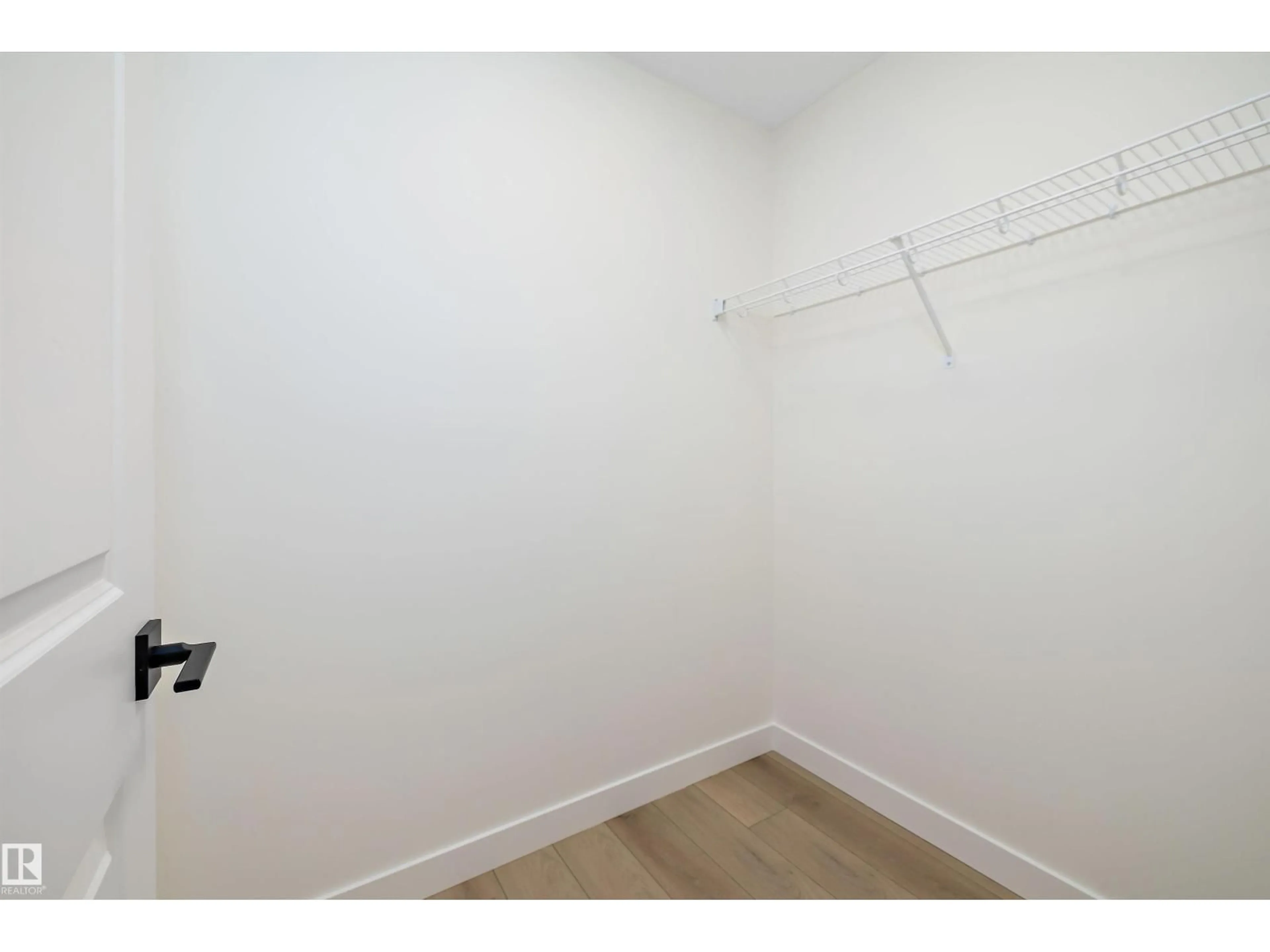 A pic of a room for 11605 90 ST, Edmonton Alberta T5B3T6