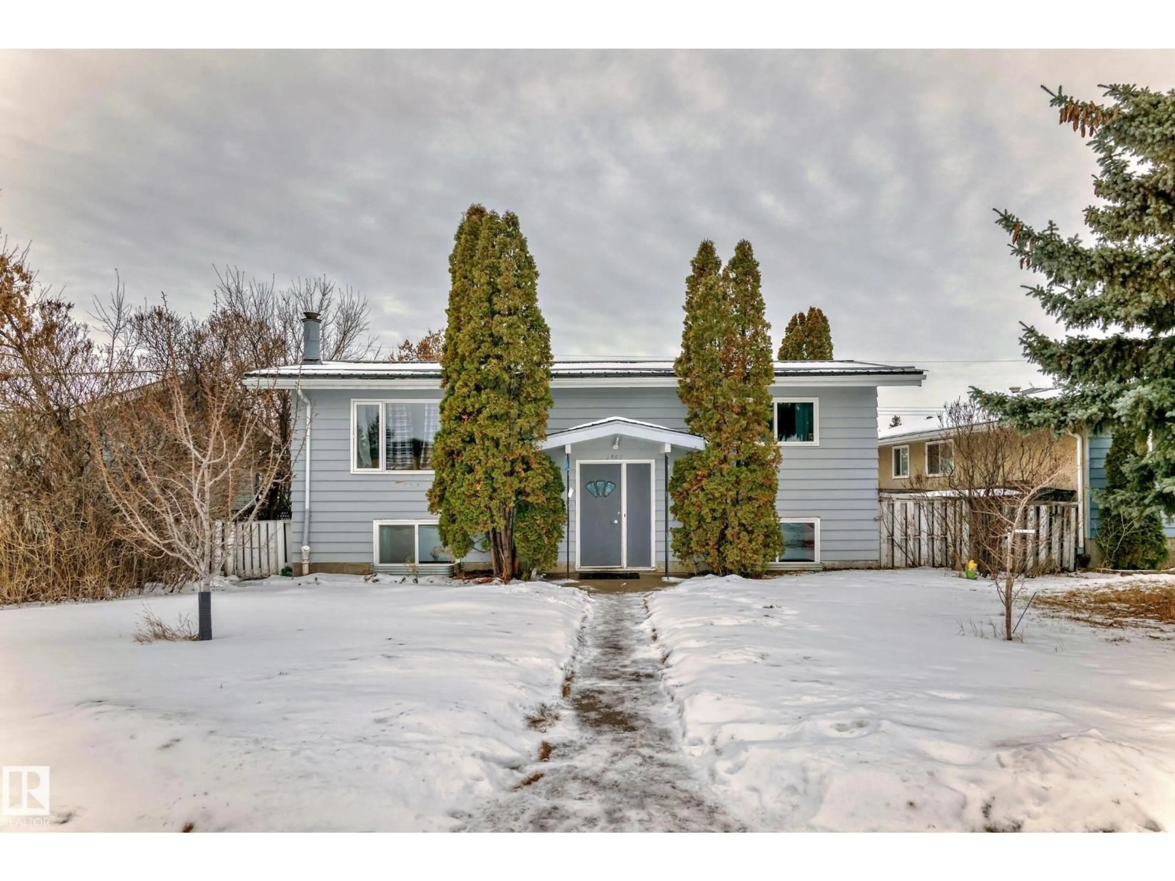 Unknown for 6807 DELWOOD RD, Edmonton Alberta T5C3A6