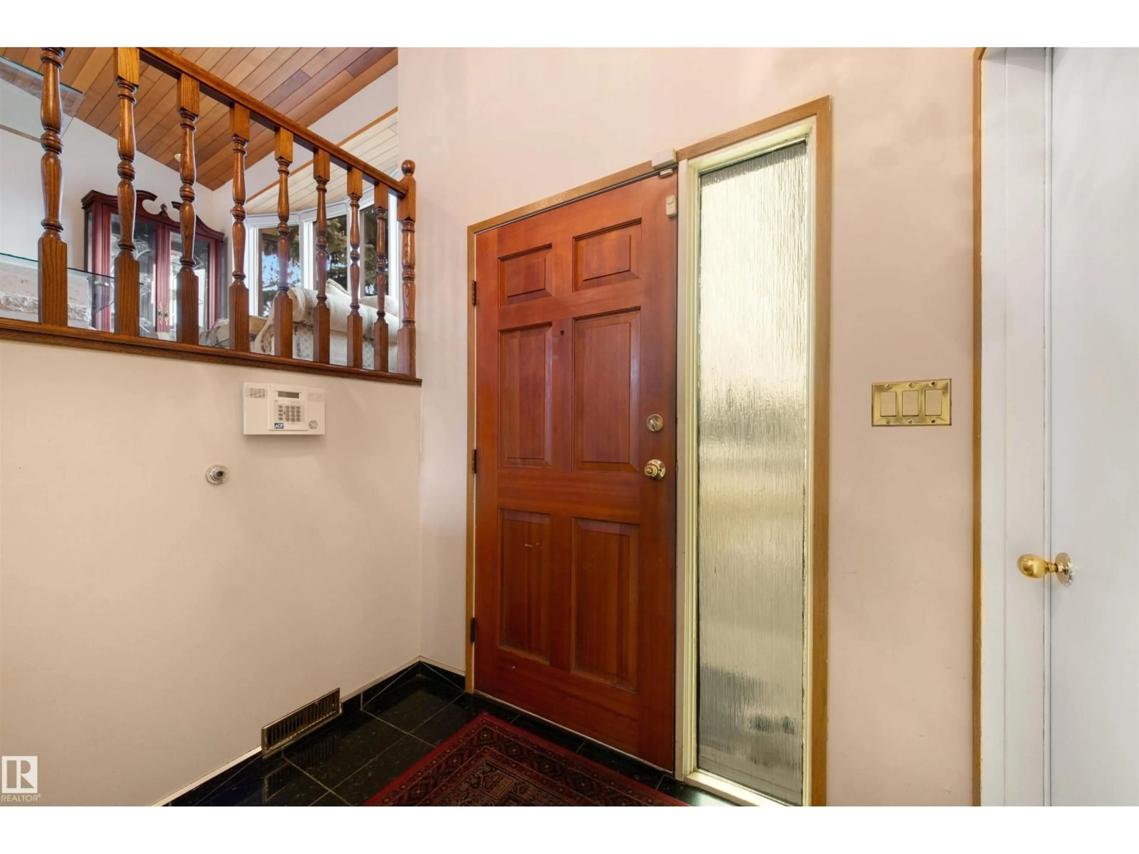 Indoor entryway for NW - 9920 184 ST, Edmonton Alberta T5T4E1