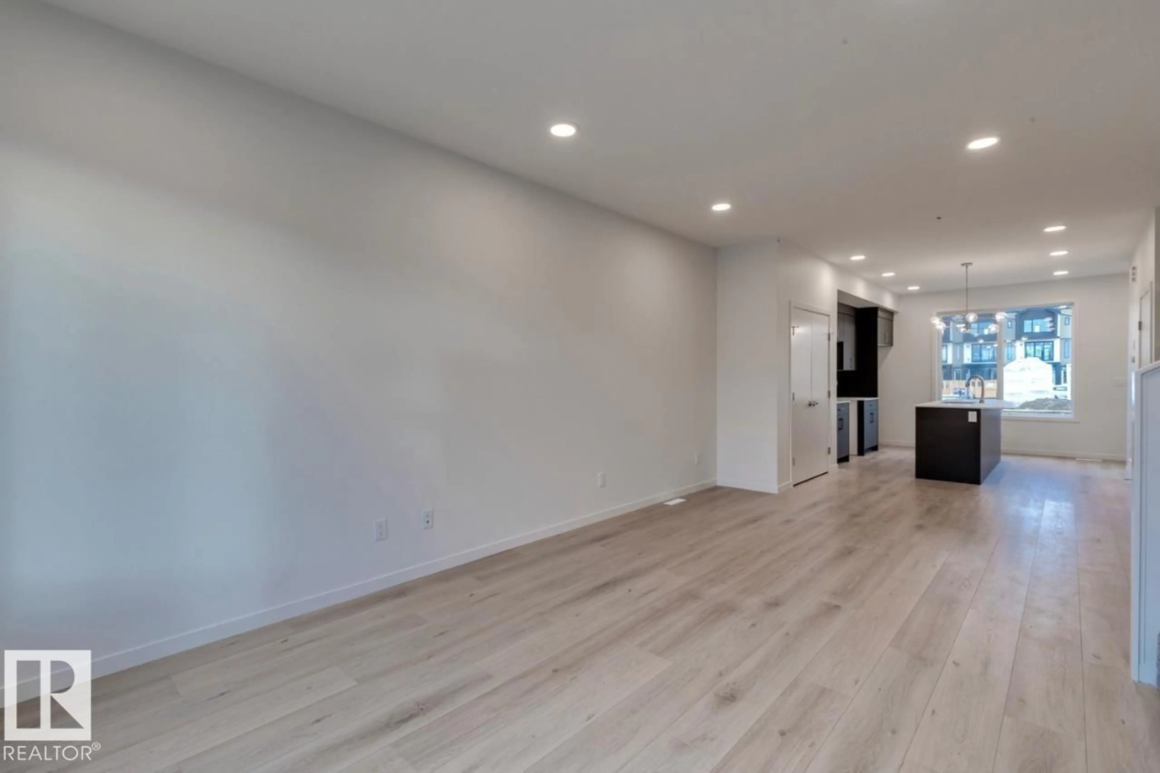 A pic of a room for 339 30 ST, Edmonton Alberta T6X1A5