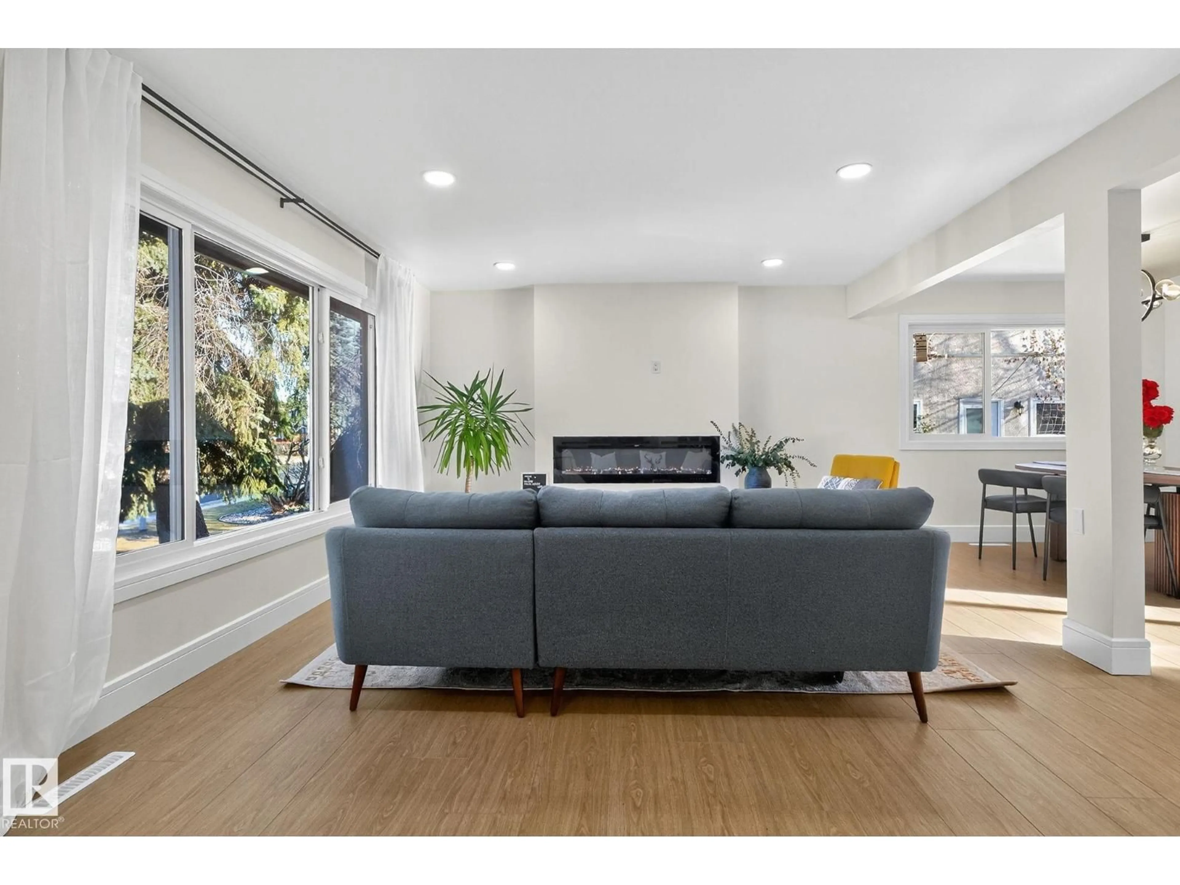 Living room with furniture, unknown for 11155 37 AV, Edmonton Alberta T6J0H3