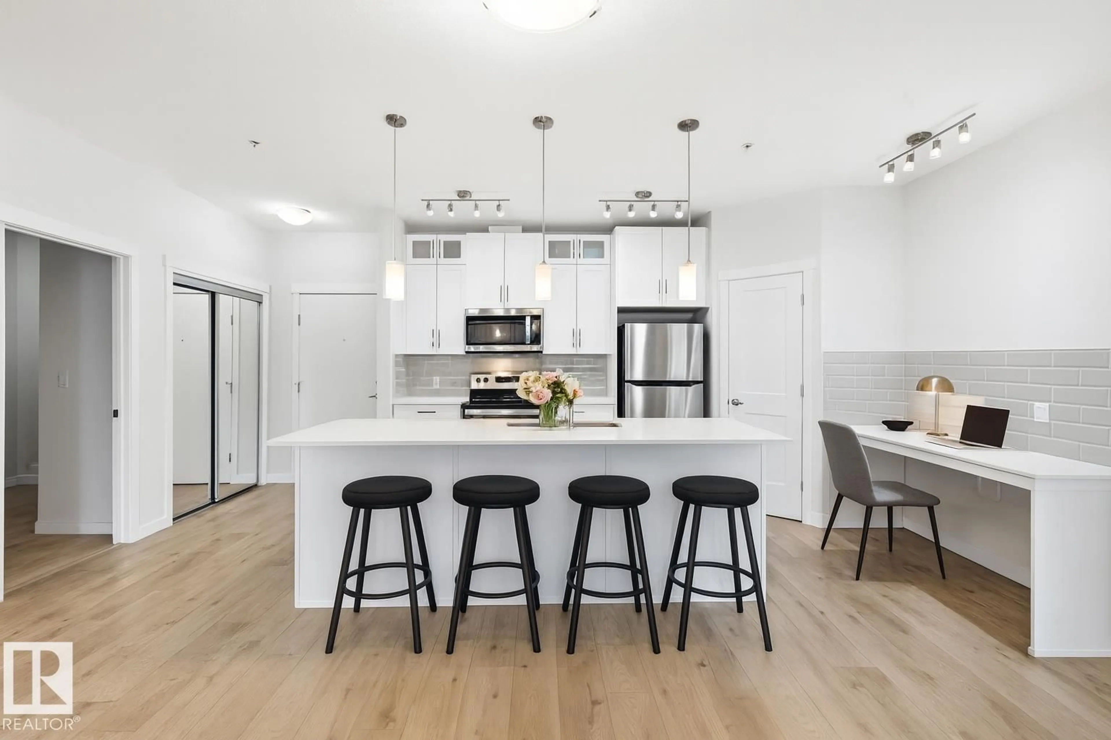 Open concept kitchen, unknown for 812 - 228 WELSH DR, Edmonton Alberta T6X1Y7