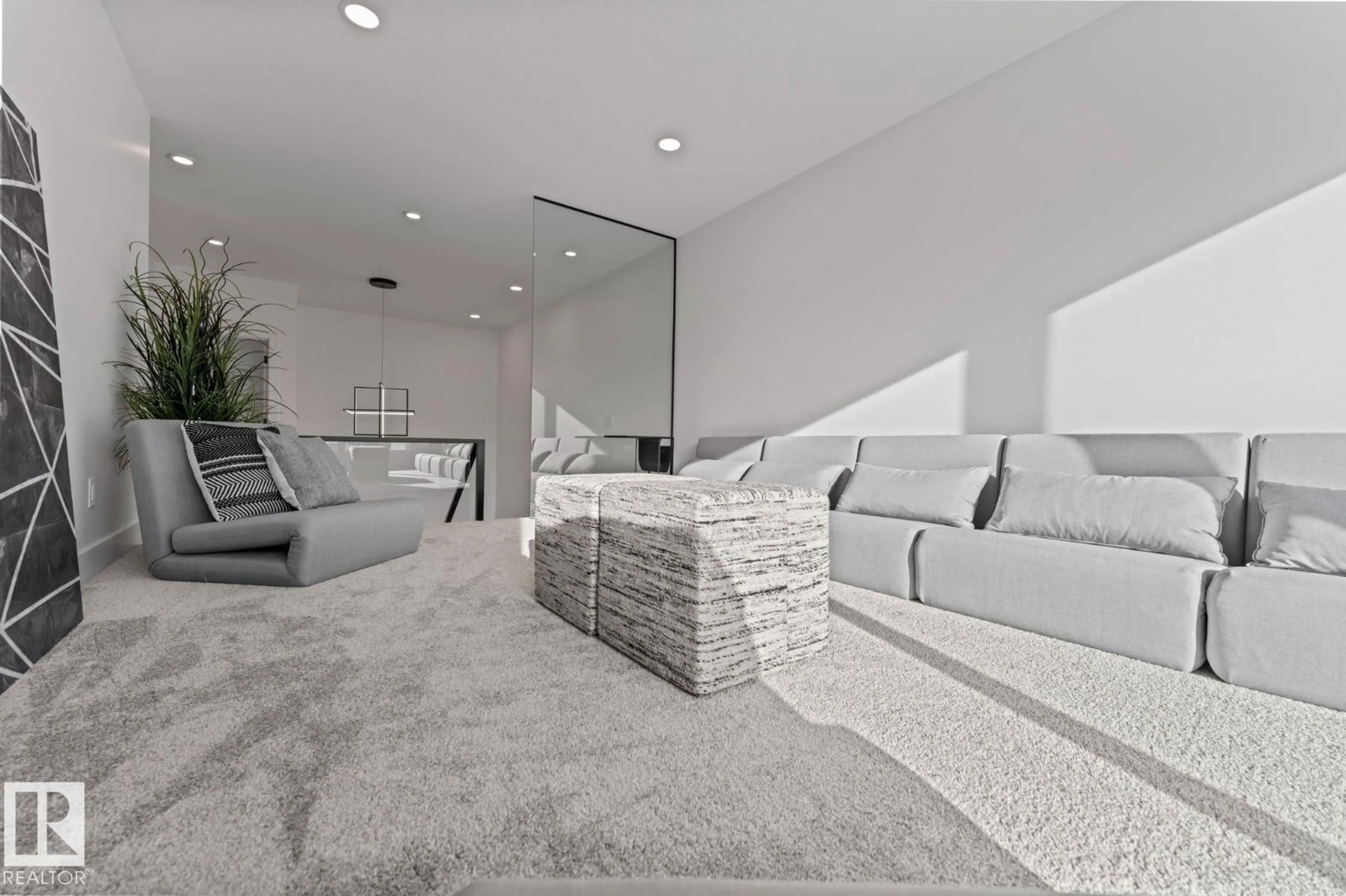 Unknown for LI SW - 5827 KOOTOOK LINK, Edmonton Alberta T6W1A5