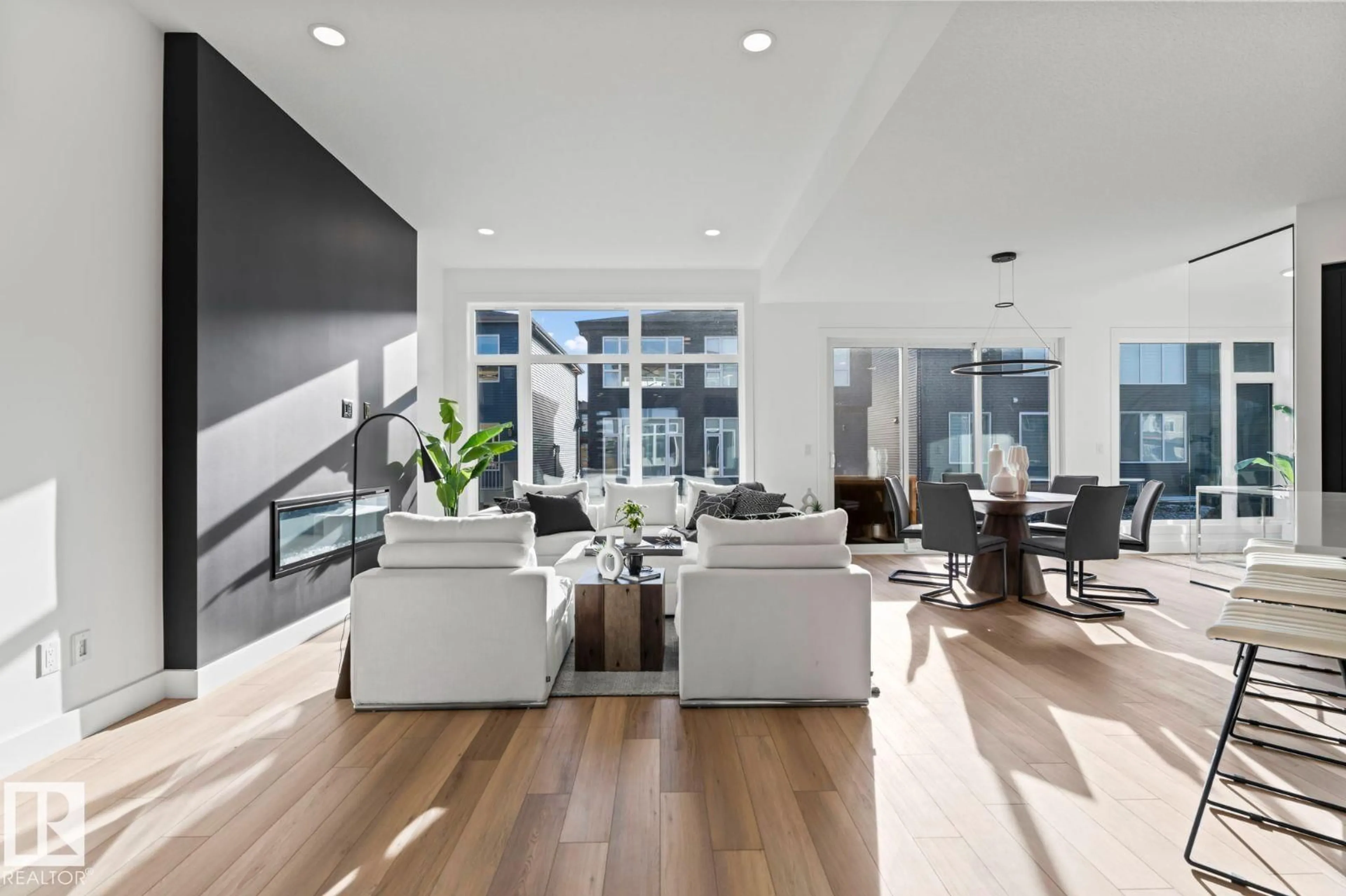 Unknown for LI SW - 5827 KOOTOOK LINK, Edmonton Alberta T6W1A5