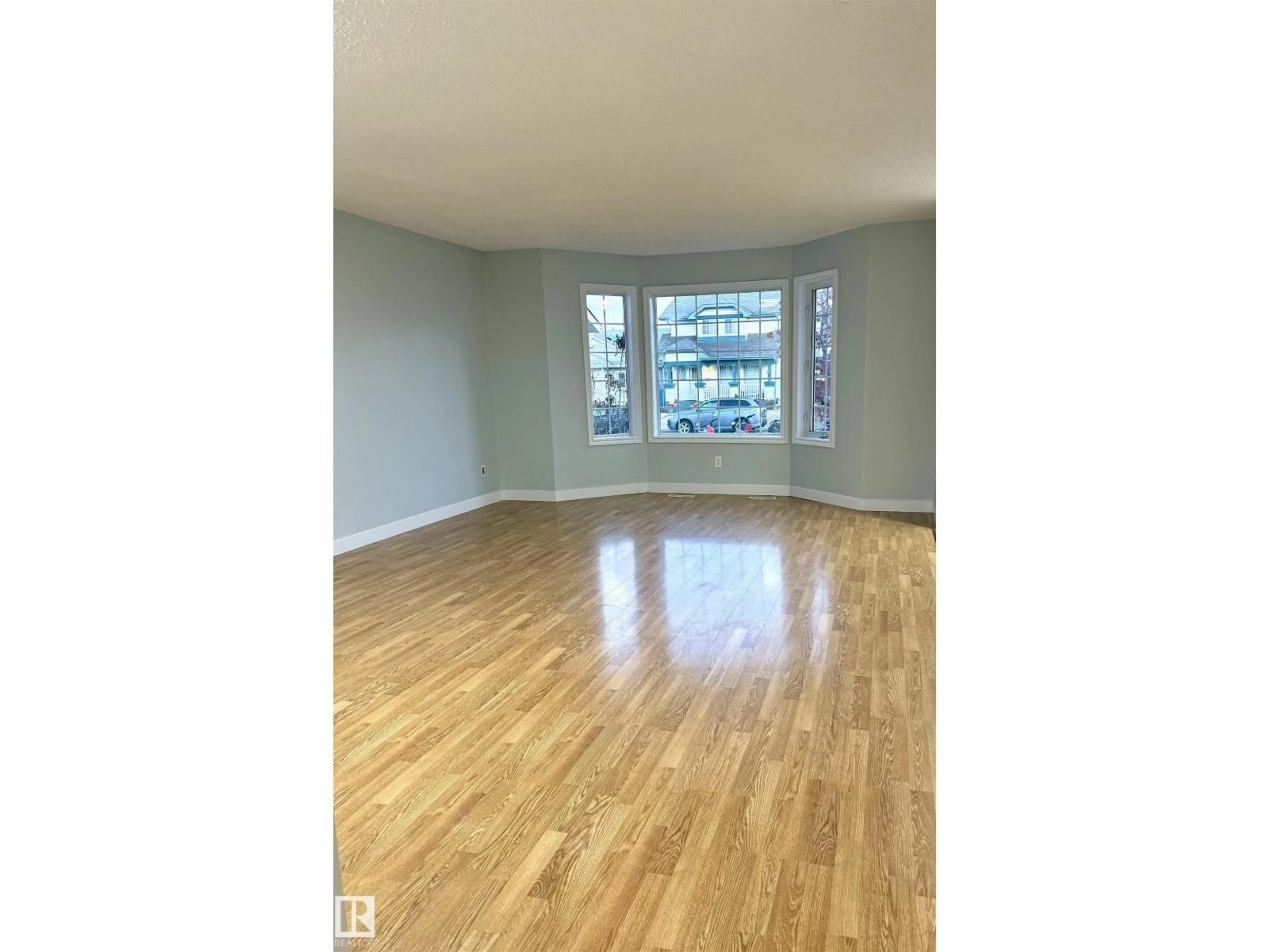 A pic of a room for 1480 JEFFERYS CR, Edmonton Alberta T6L6T1