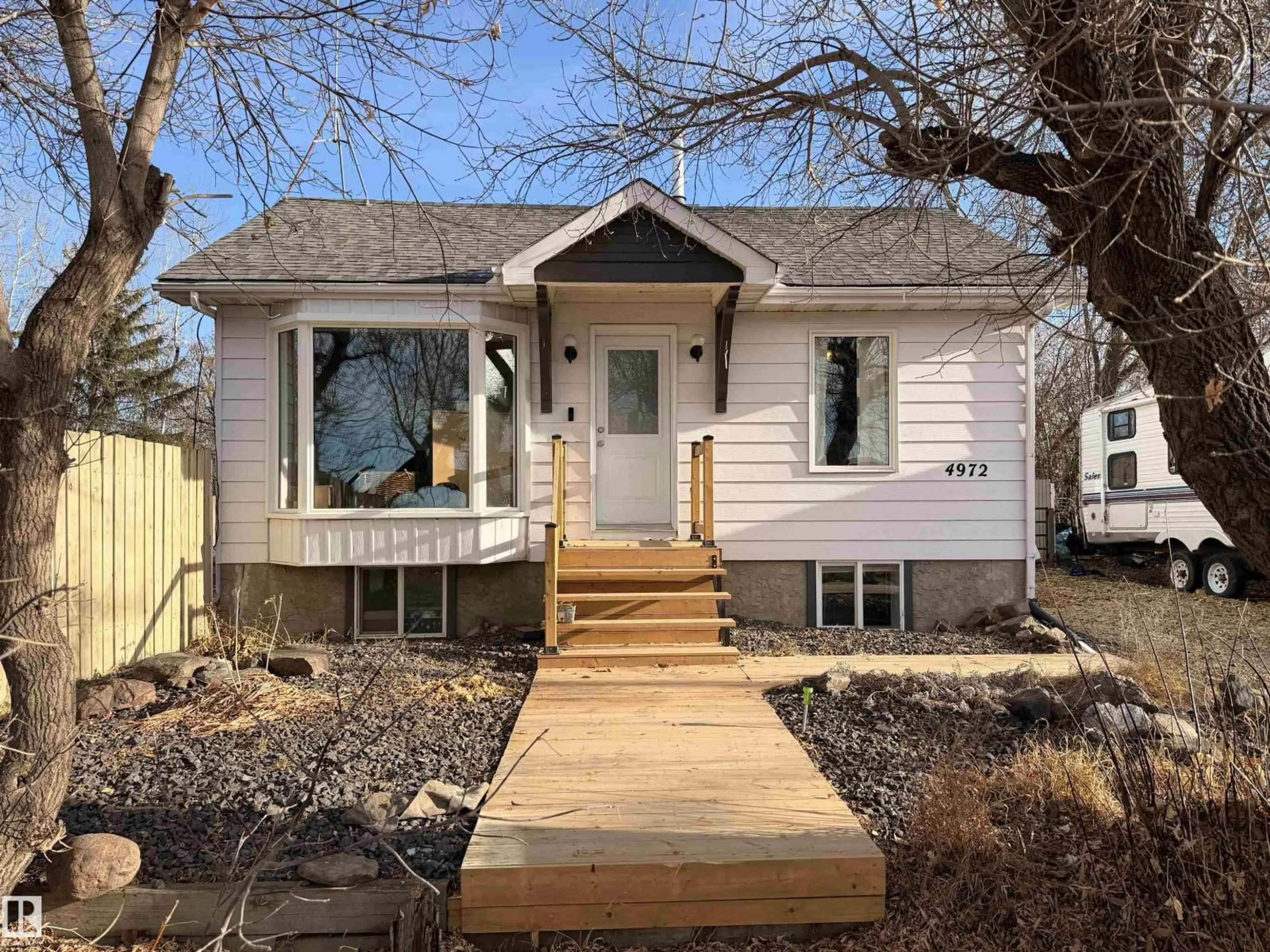 Home with vinyl exterior material, street for 4972 CENTRE ST, New Sarepta Alberta T0B3M3