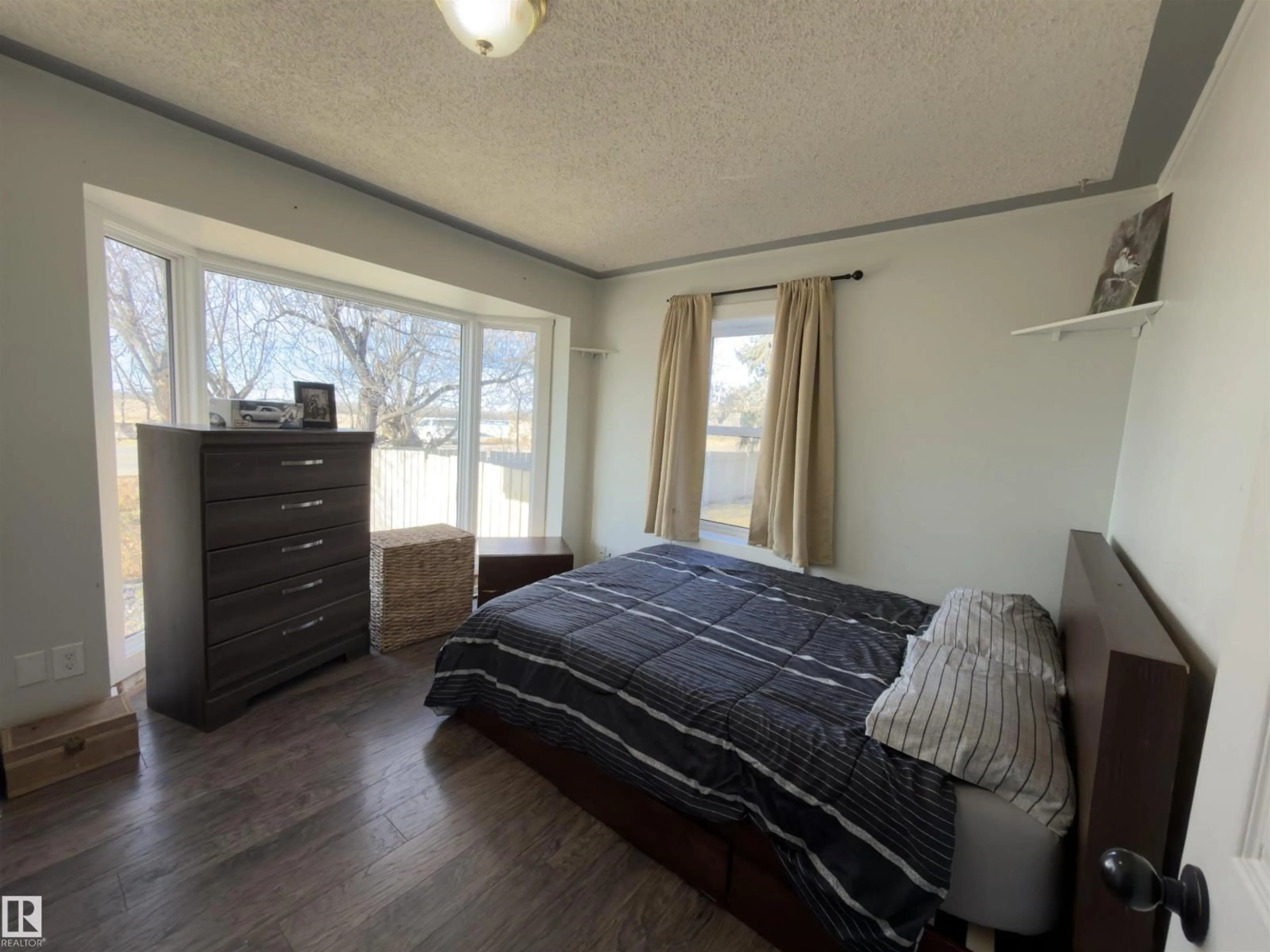A pic of a room for 4972 CENTRE ST, New Sarepta Alberta T0B3M3