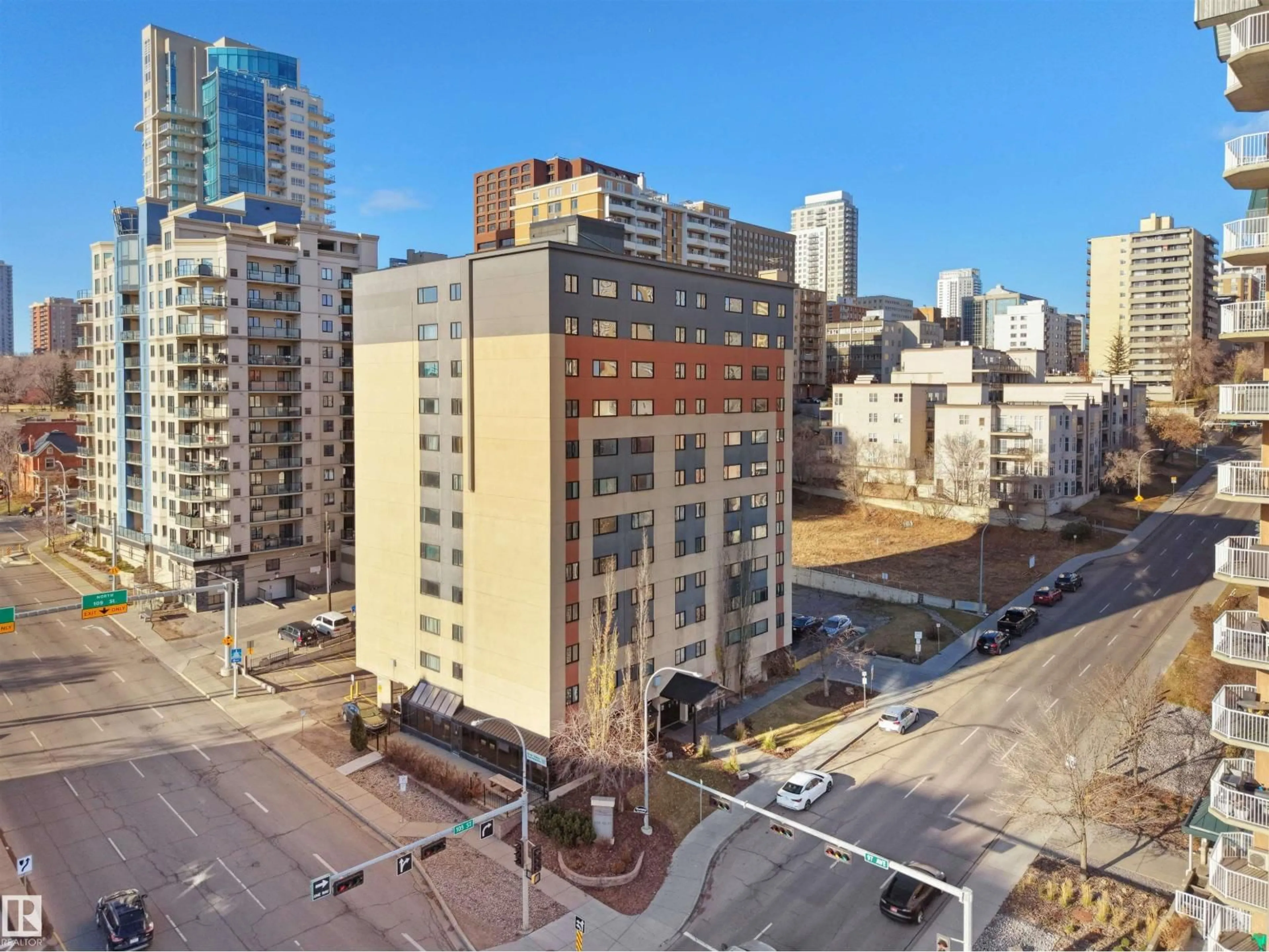 A pic from outside/outdoor area/front of a property/back of a property/a pic from drone, city buildings view from balcony for #307 - 9710 105 STREET ST, Edmonton Alberta T5K1A4