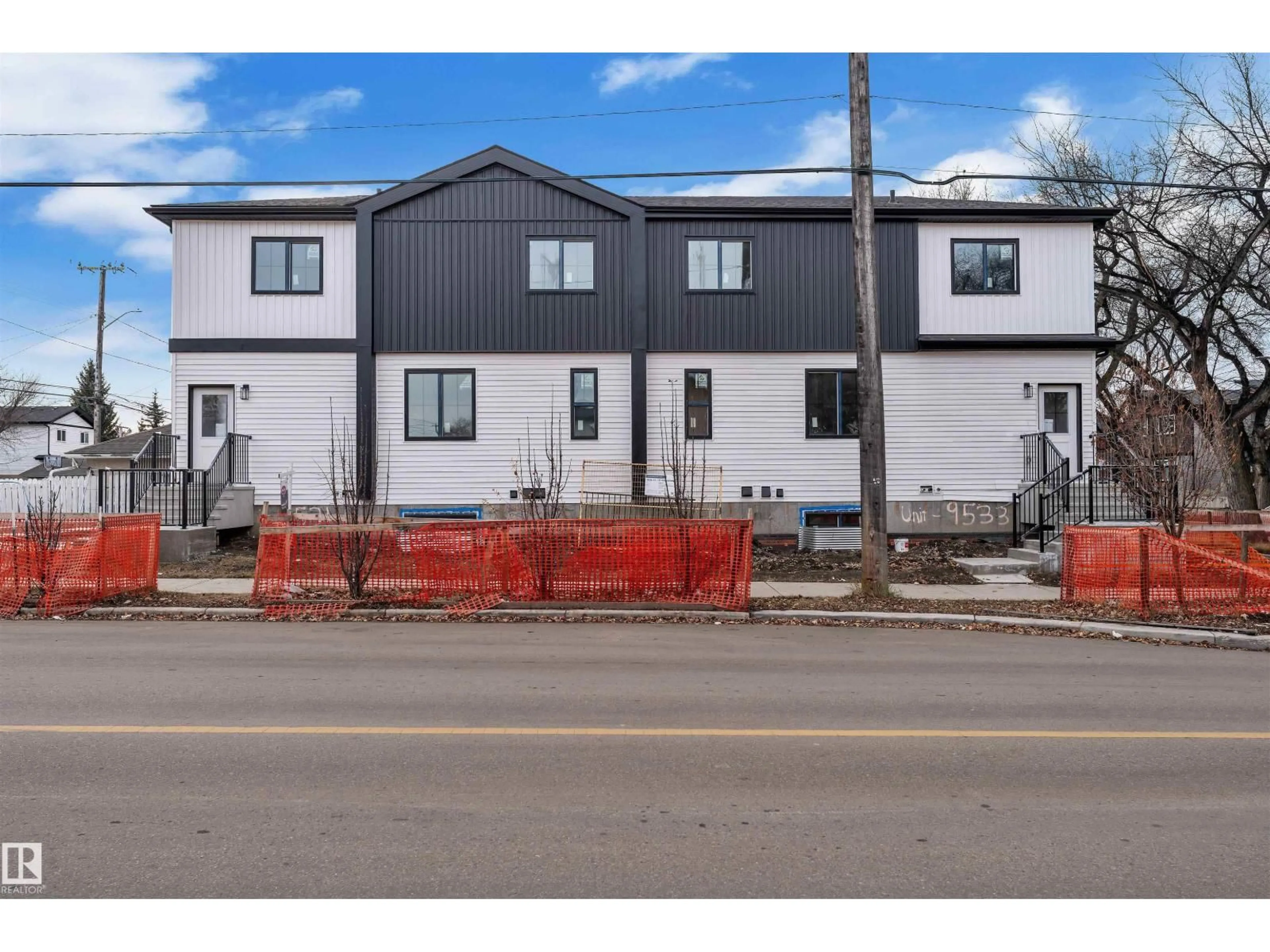 Unknown for NW - 9531/9533 115 AVE, Edmonton Alberta T5G1T5