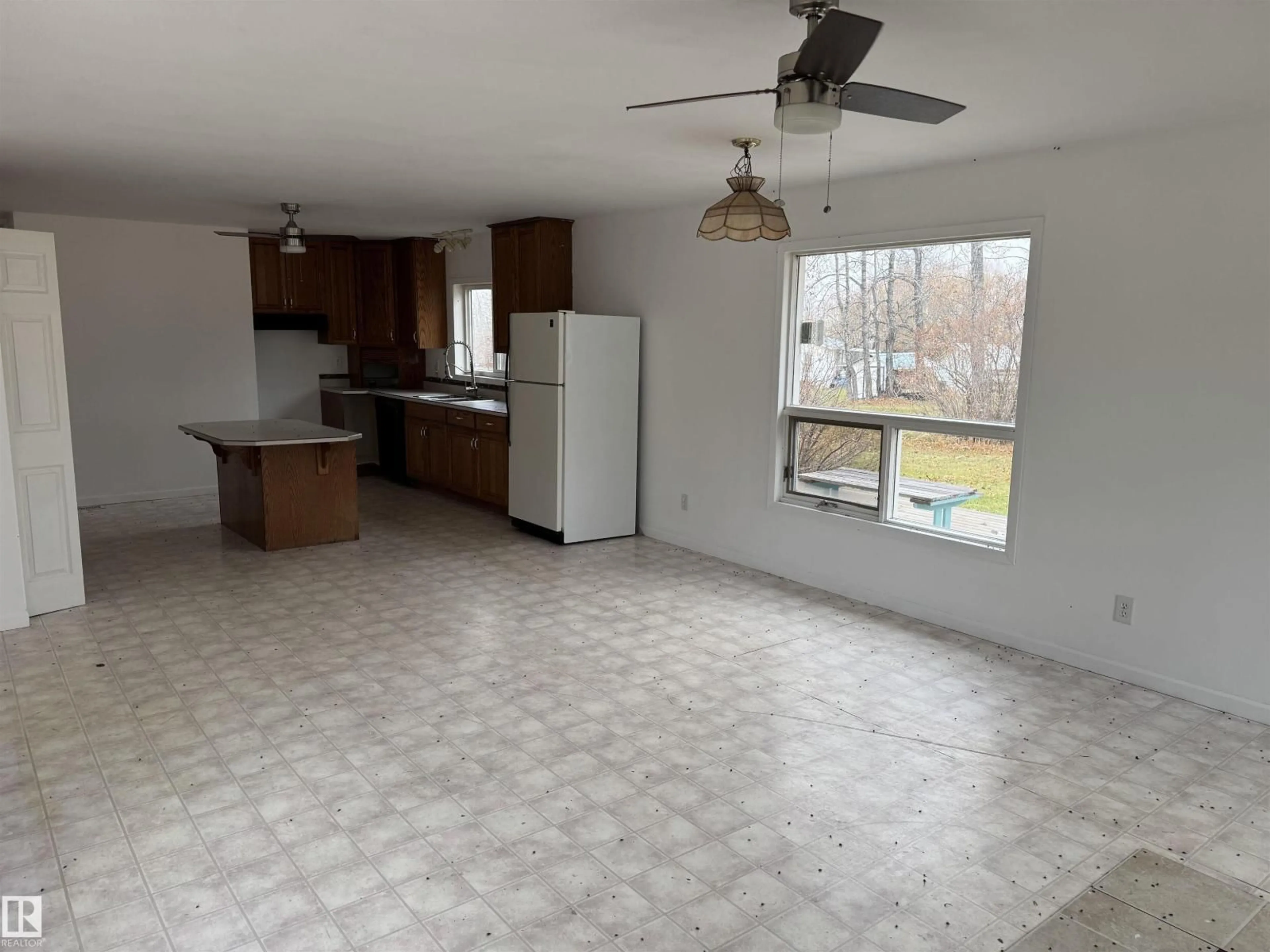 A pic of a room for 418 HWY 13 W, Alder Flats Alberta T0C0A0