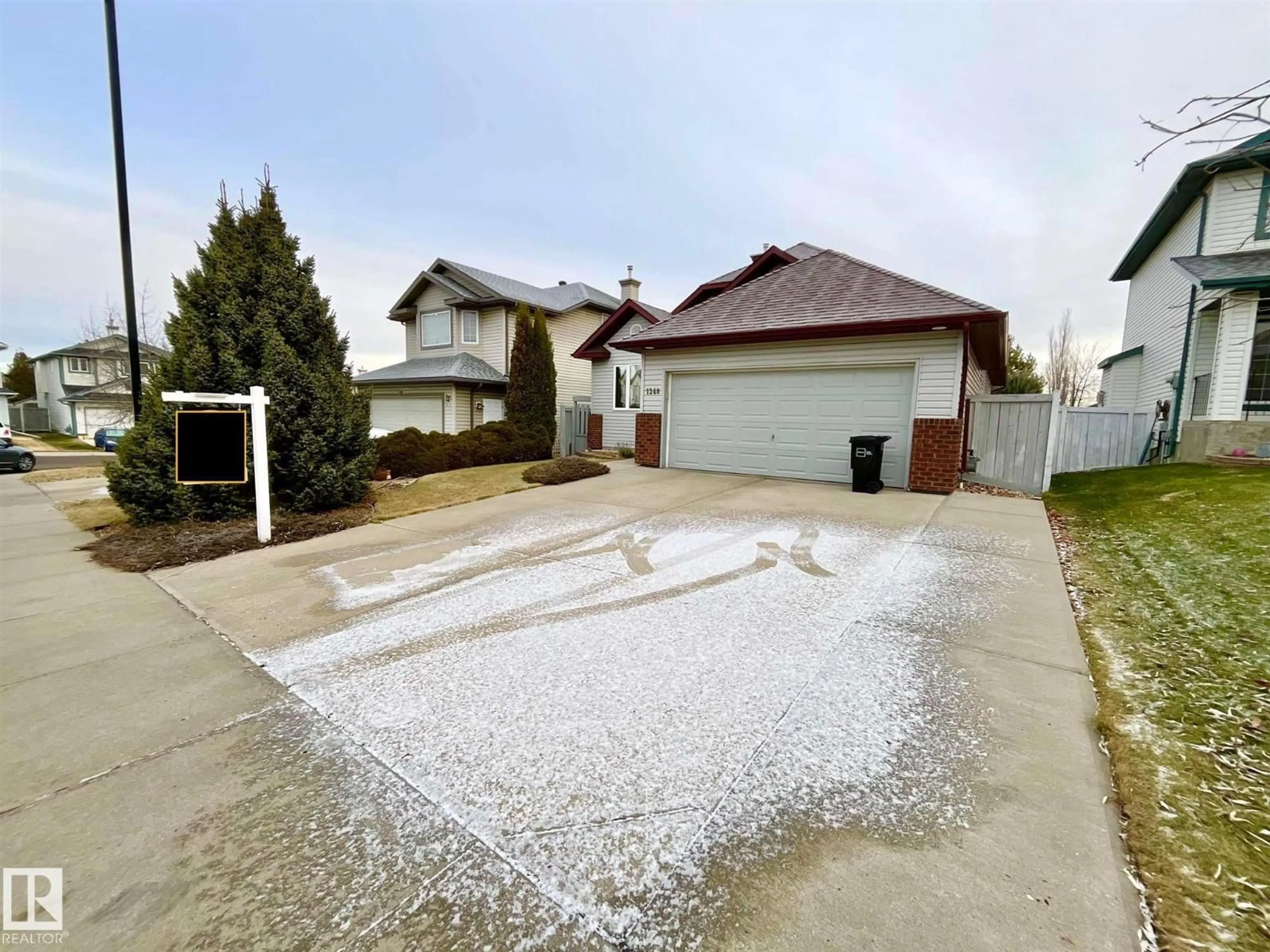 Unknown for 1248 ORMSBY LN, Edmonton Alberta T5T6R2