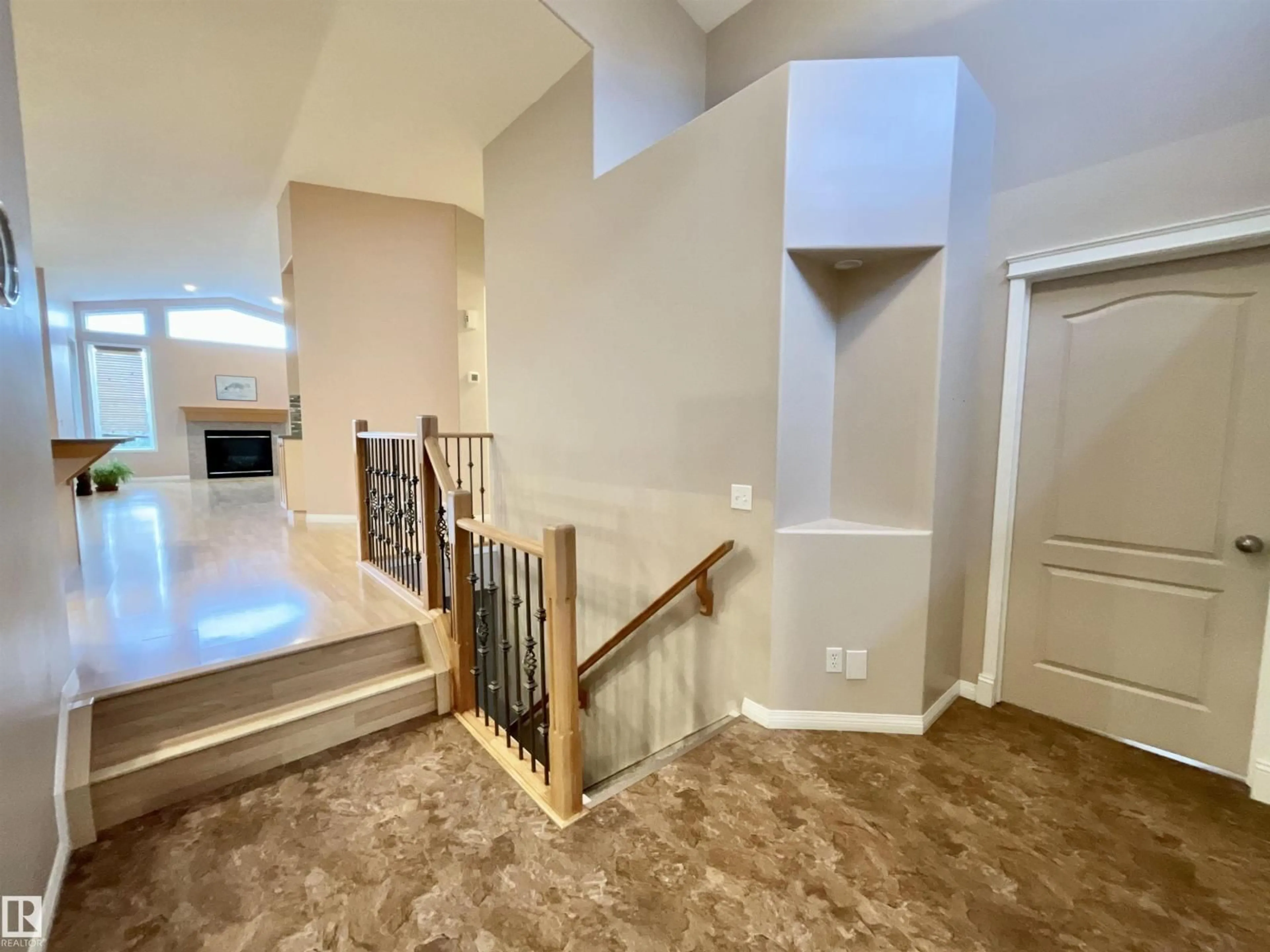 Unknown for 1248 ORMSBY LN, Edmonton Alberta T5T6R2