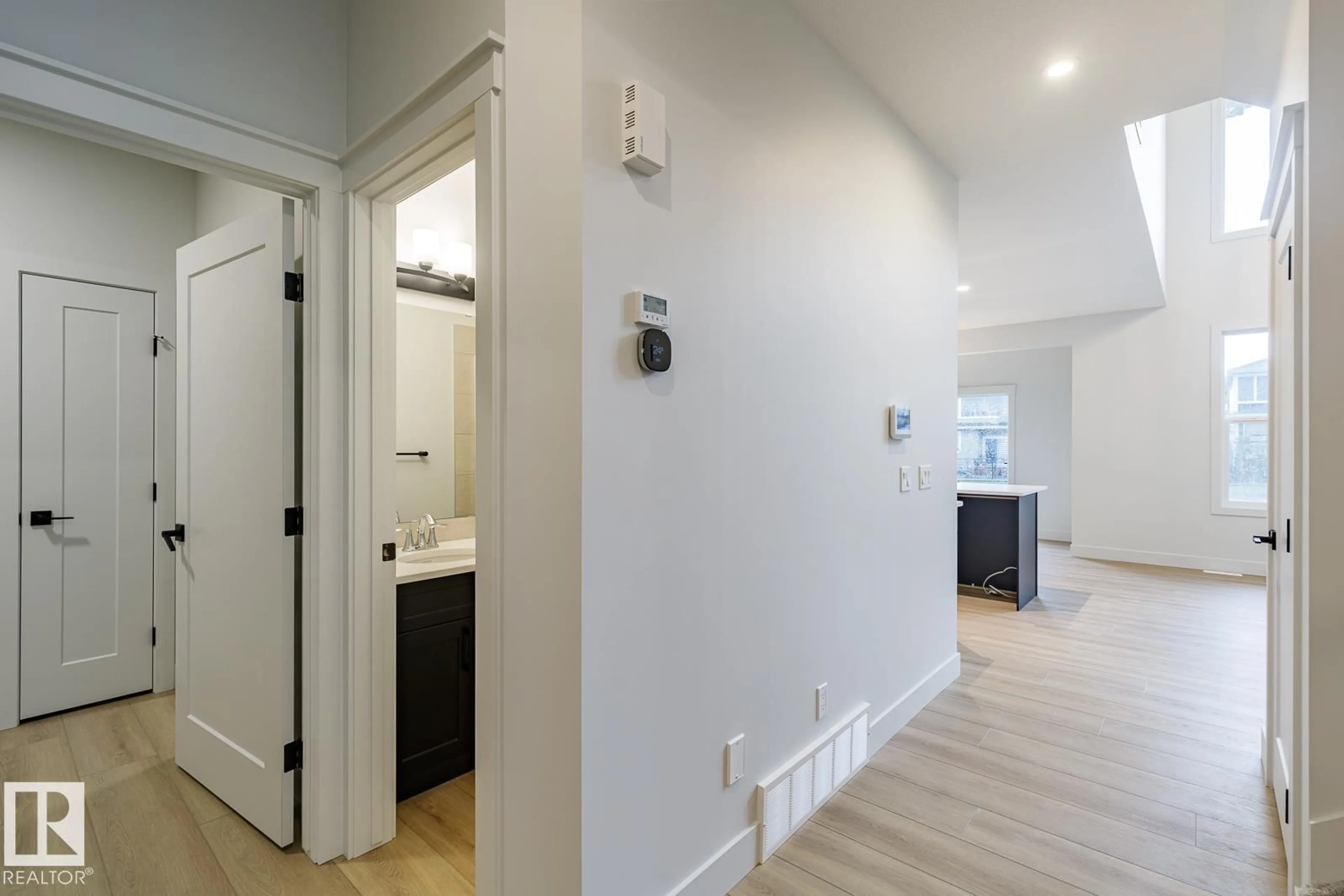 Indoor entryway for NW - 13039 212 ST, Edmonton Alberta T6W5E1