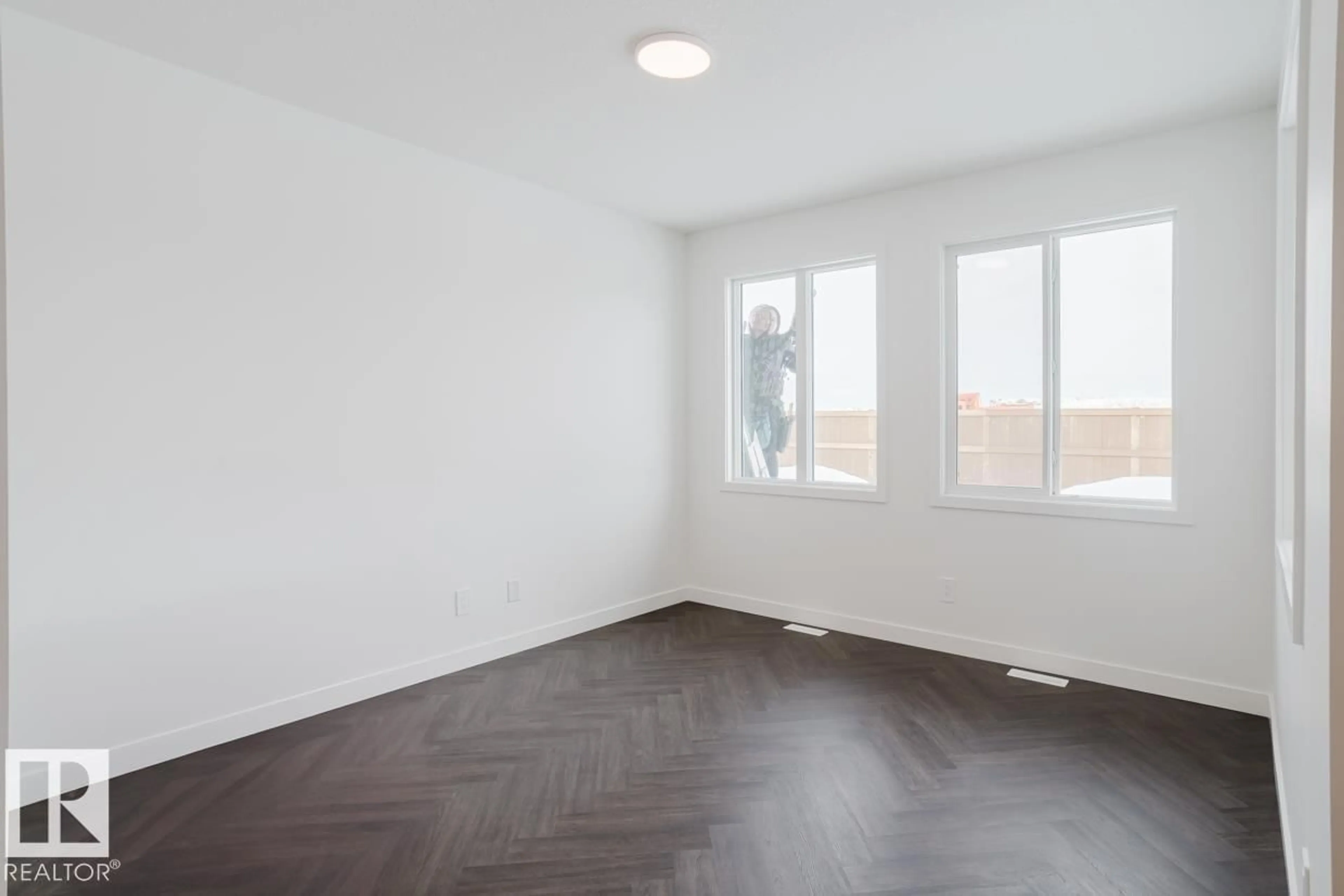 A pic of a room for SW - 2827 65 ST, Edmonton Alberta T6X3J7