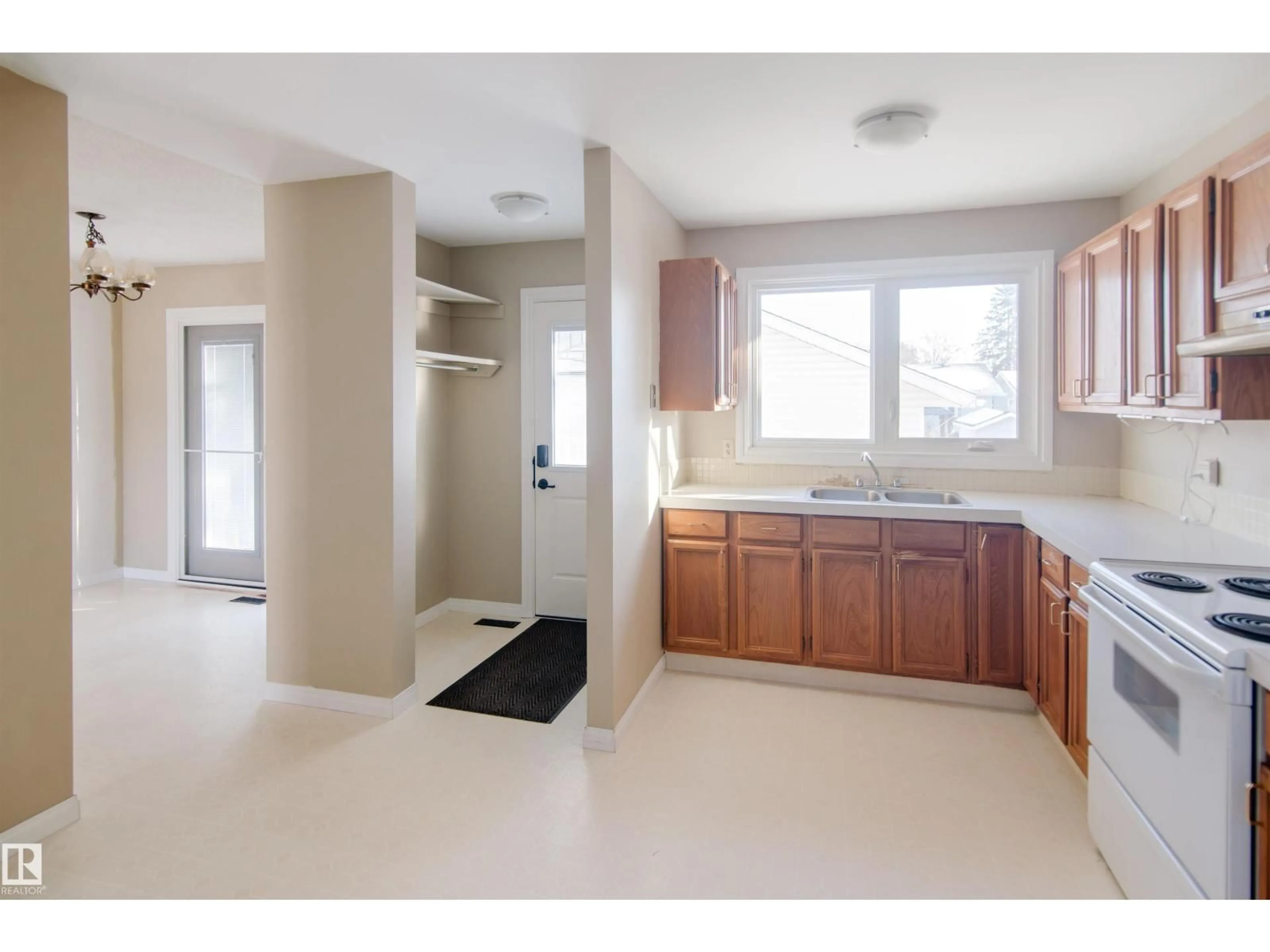 Unknown for 4517 42 ST, Bonnyville Town Alberta T9N1J1