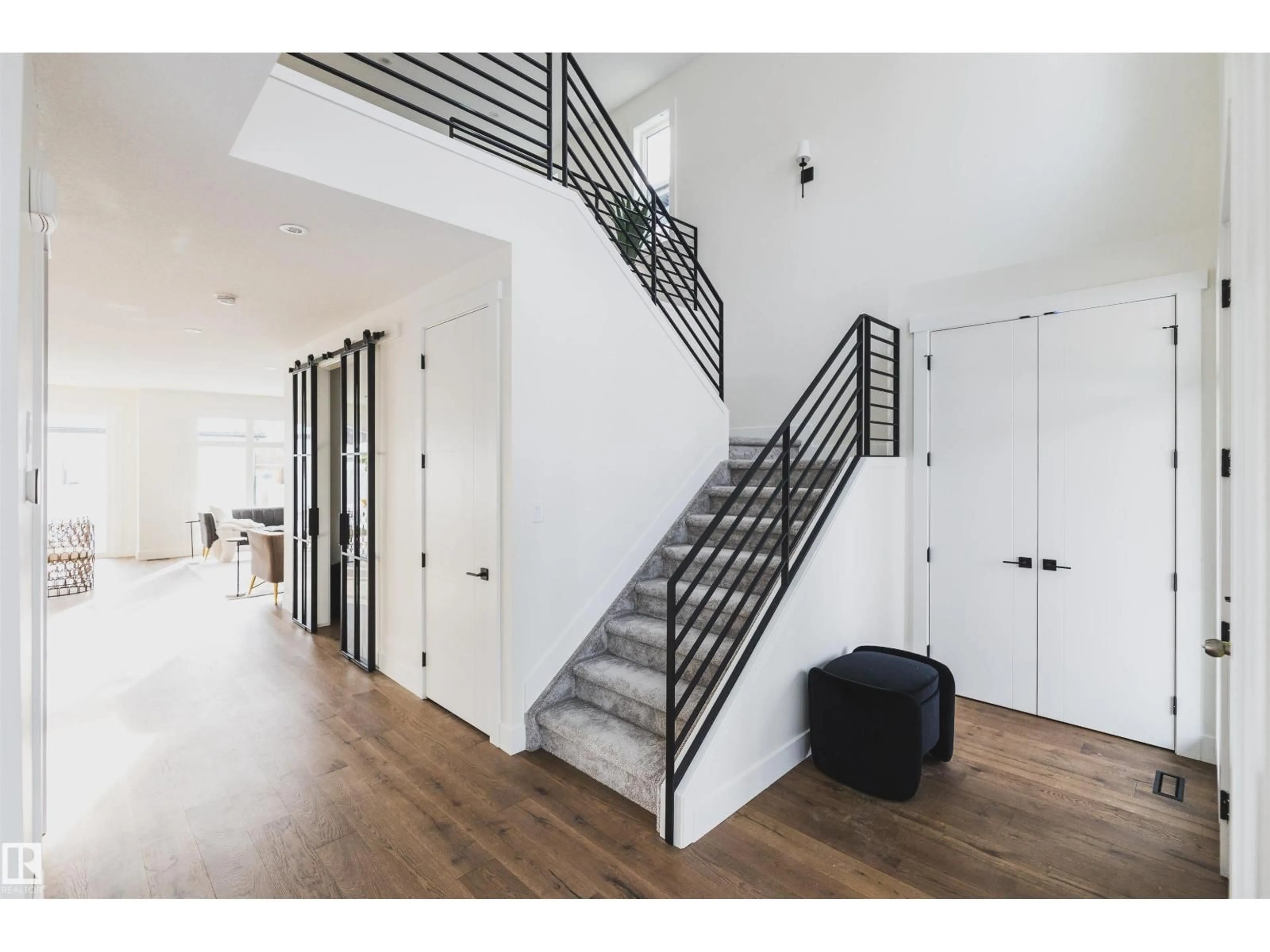 Unknown for 8350 120 ST, Edmonton Alberta T6G1X2