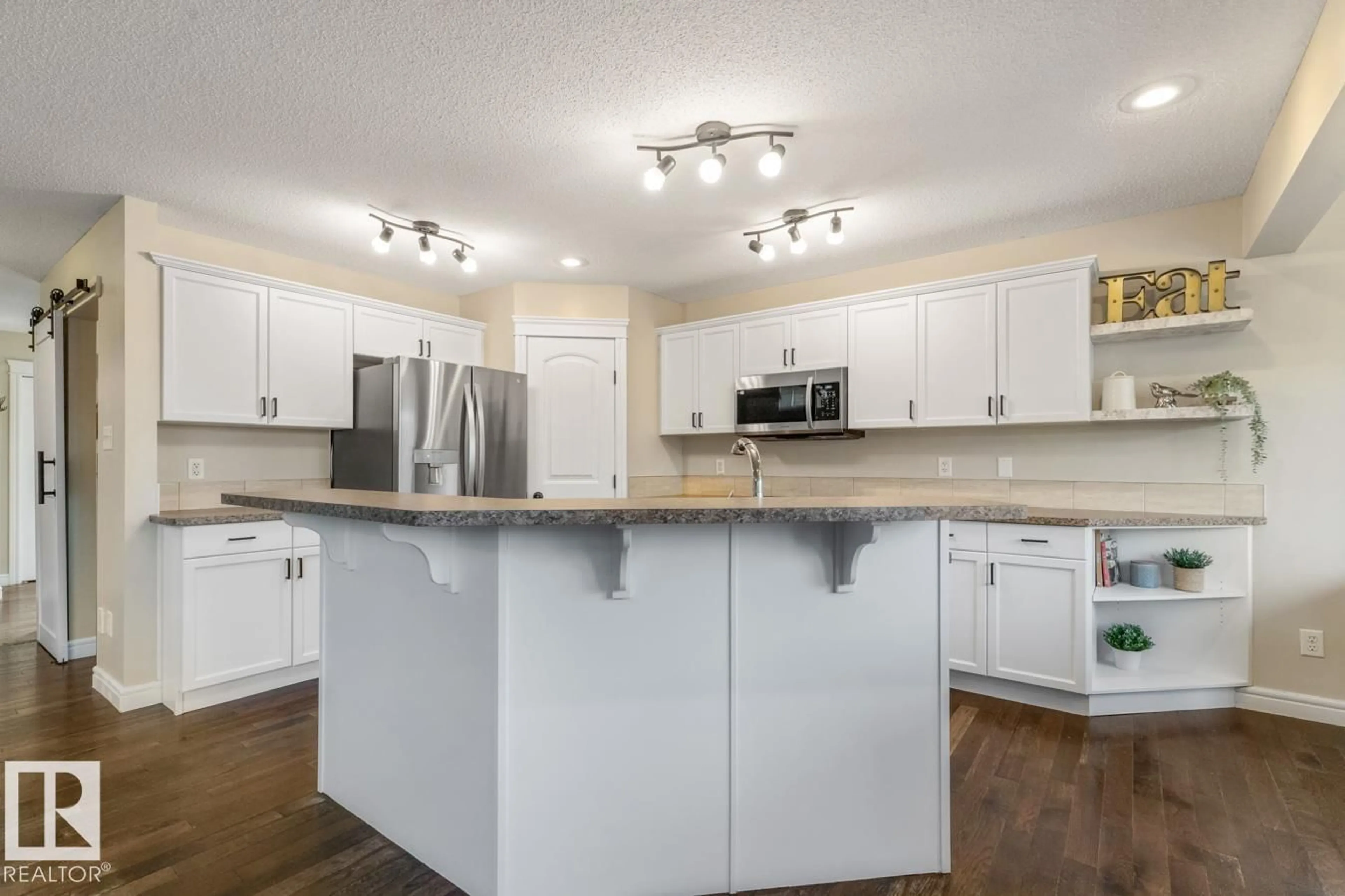 Open concept kitchen, unknown for 2 SEQUOIA BN, Fort Saskatchewan Alberta T8L0J2
