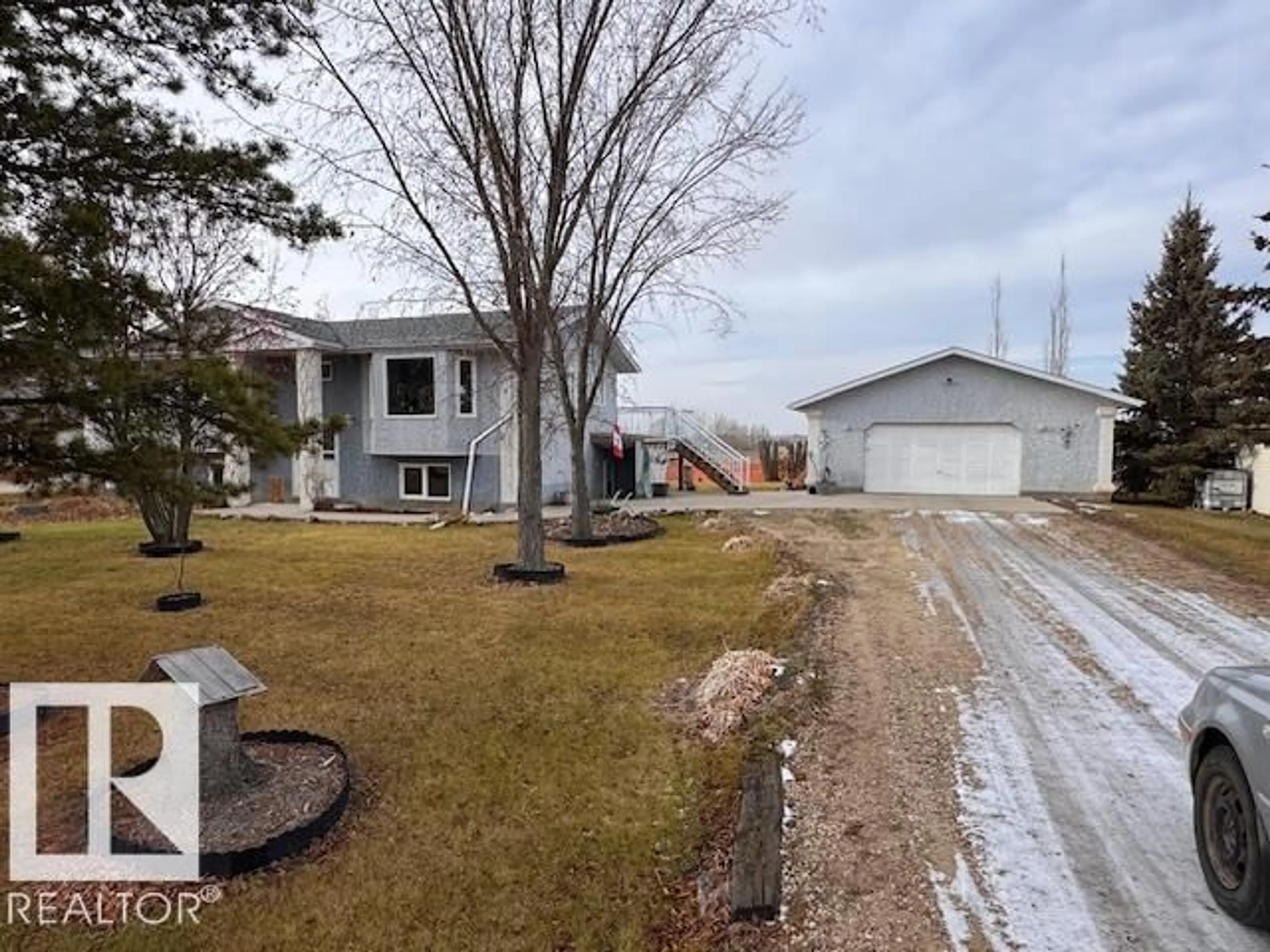 A pic from outside/outdoor area/front of a property/back of a property/a pic from drone, street for 5110 49 ST, Neerlandia Alberta T0G1R0