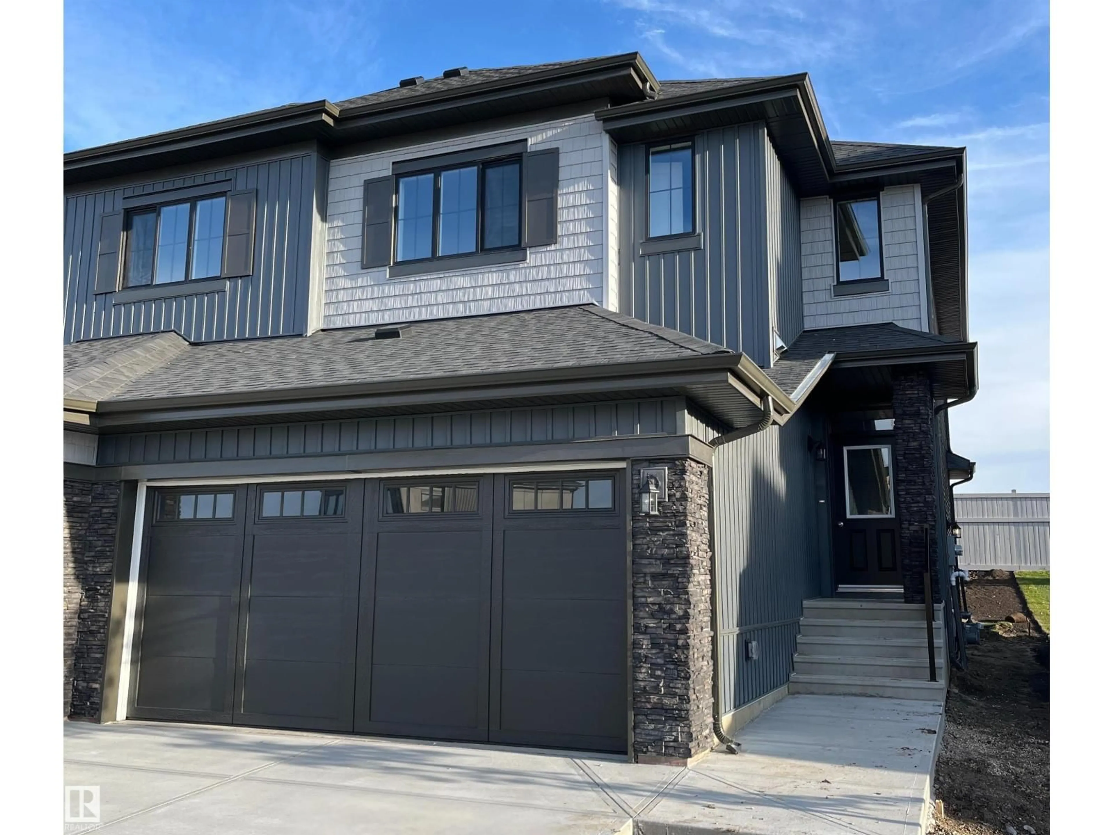 Home with vinyl exterior material, street for 33 CHARTRES CL, St. Albert Alberta T8T2C9