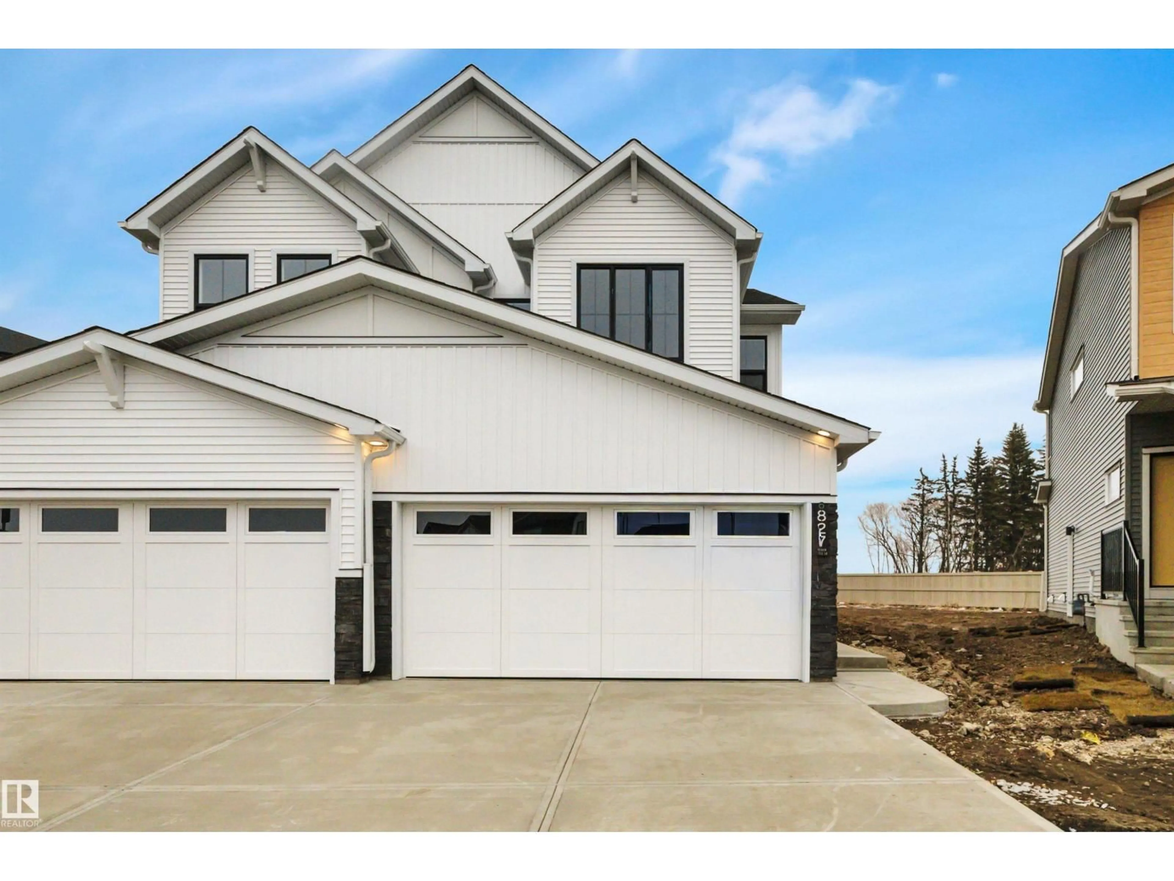 Home with vinyl exterior material, street for 827 ROWAN CL, Edmonton Alberta T6X3J4