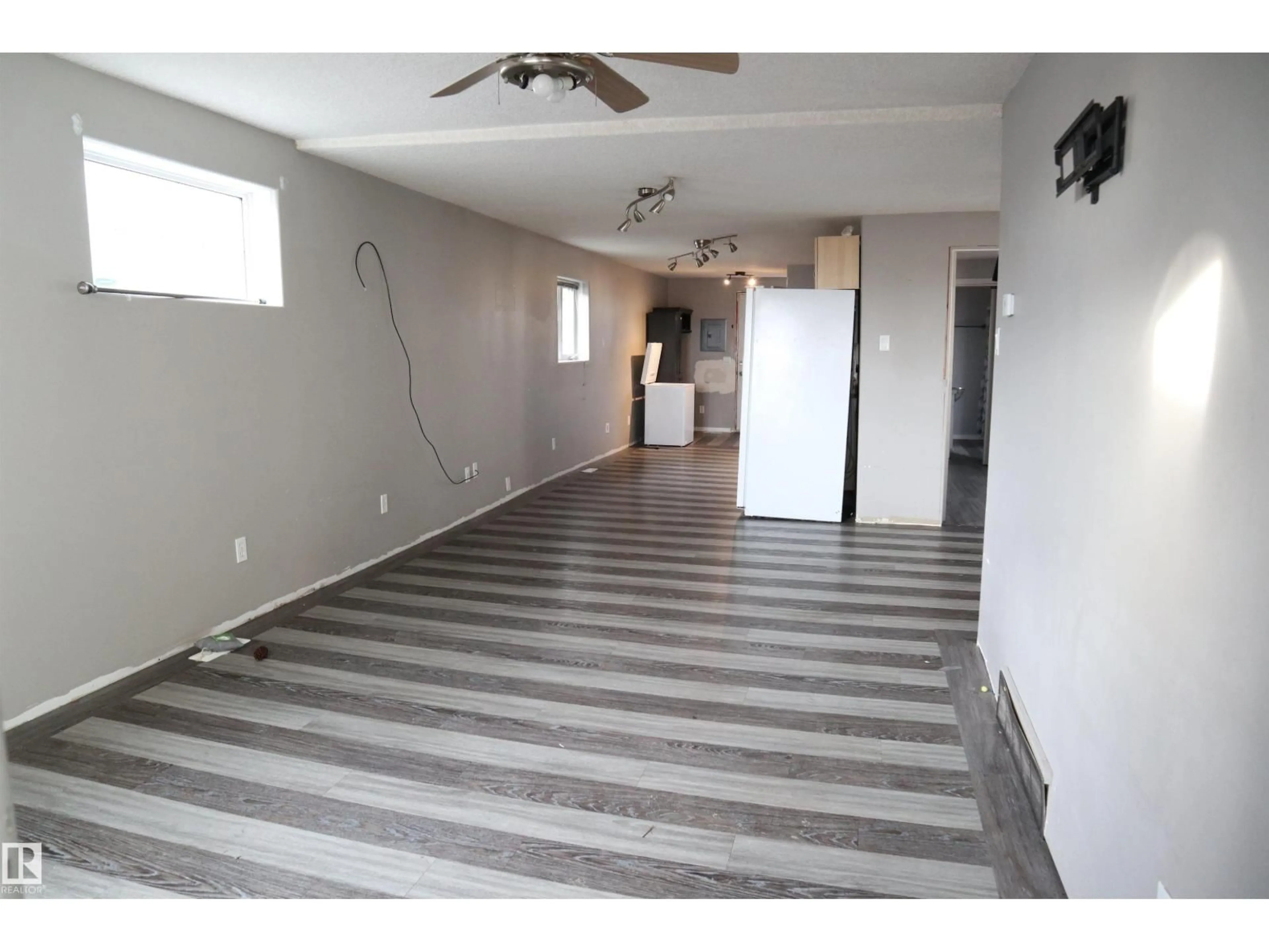 A pic of a room for 4804 49 ST, Calmar Alberta T0C0V0