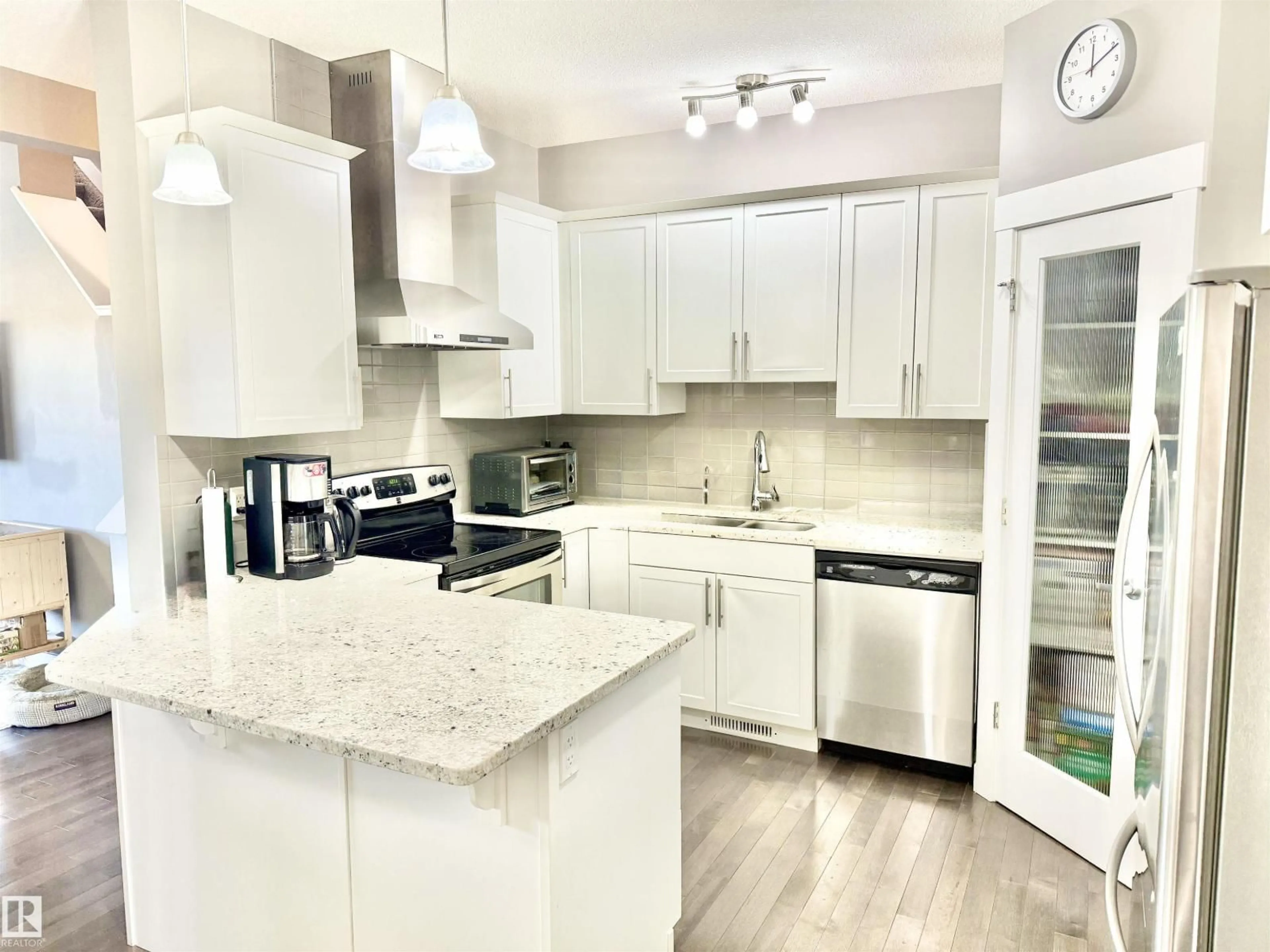 Open concept kitchen, unknown for 7114 174 AV, Edmonton Alberta T5Z0L3