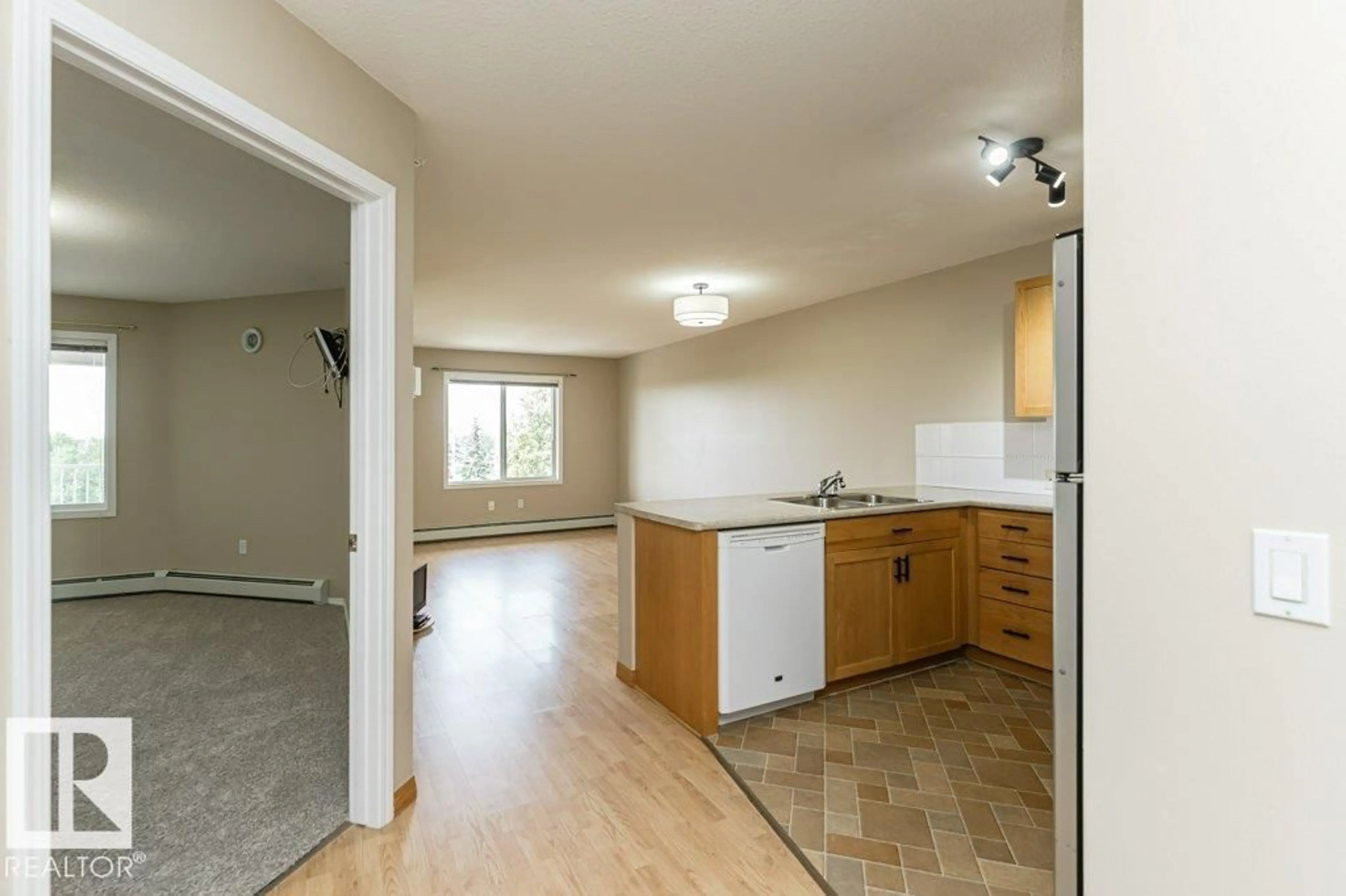 Unknown for 78 - 416 MCKENNEY AV, St. Albert Alberta T6N1L9