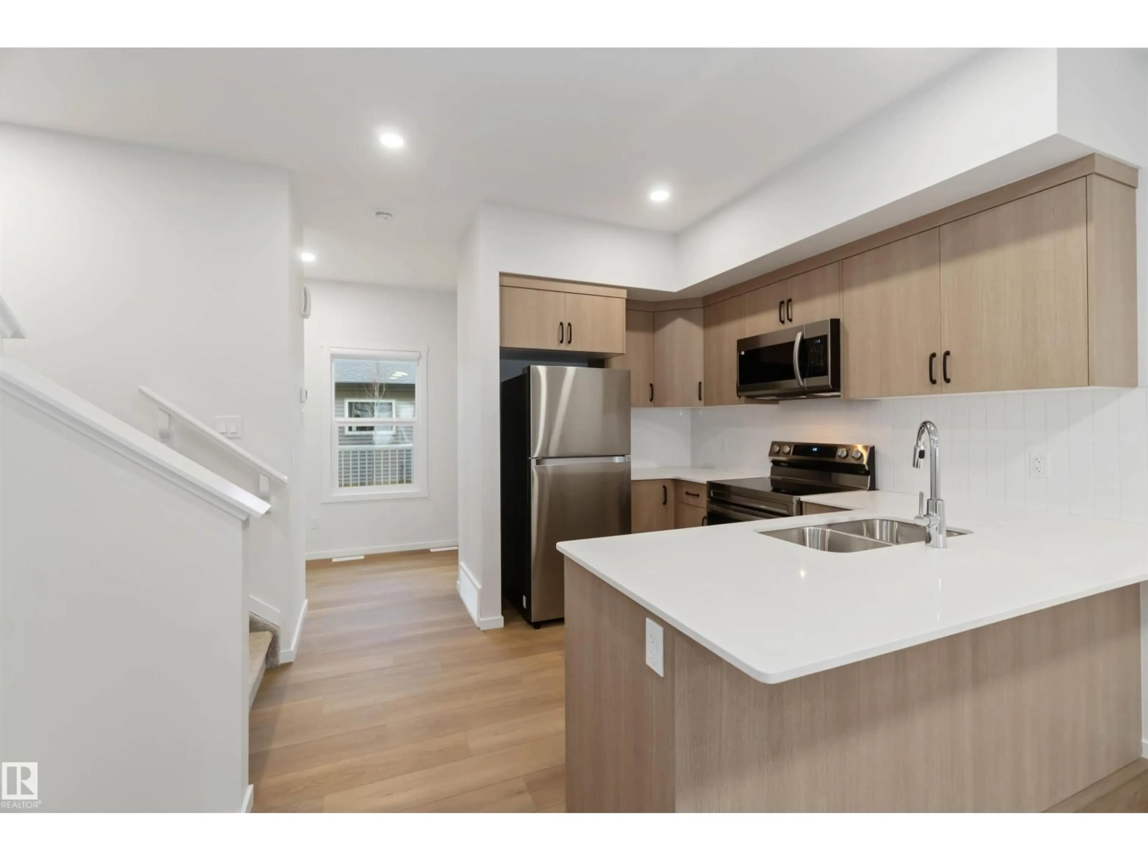 Open concept kitchen, unknown for 4275 KINGLET DR, Edmonton Alberta T5S0W1
