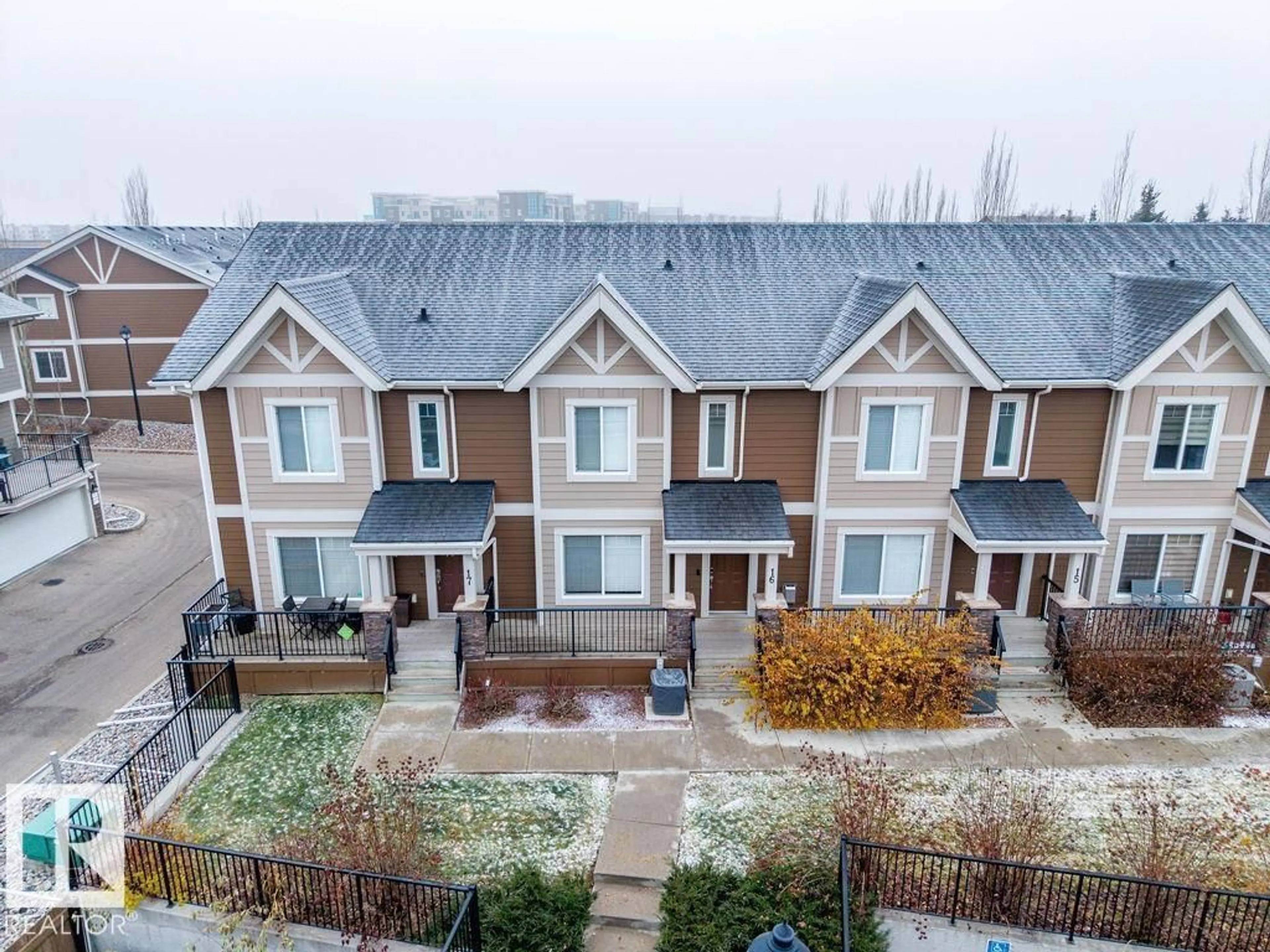 A pic from outside/outdoor area/front of a property/back of a property/a pic from drone, unknown for 1150 - 16 WINDERMERE WY, Edmonton Alberta T6W2B6