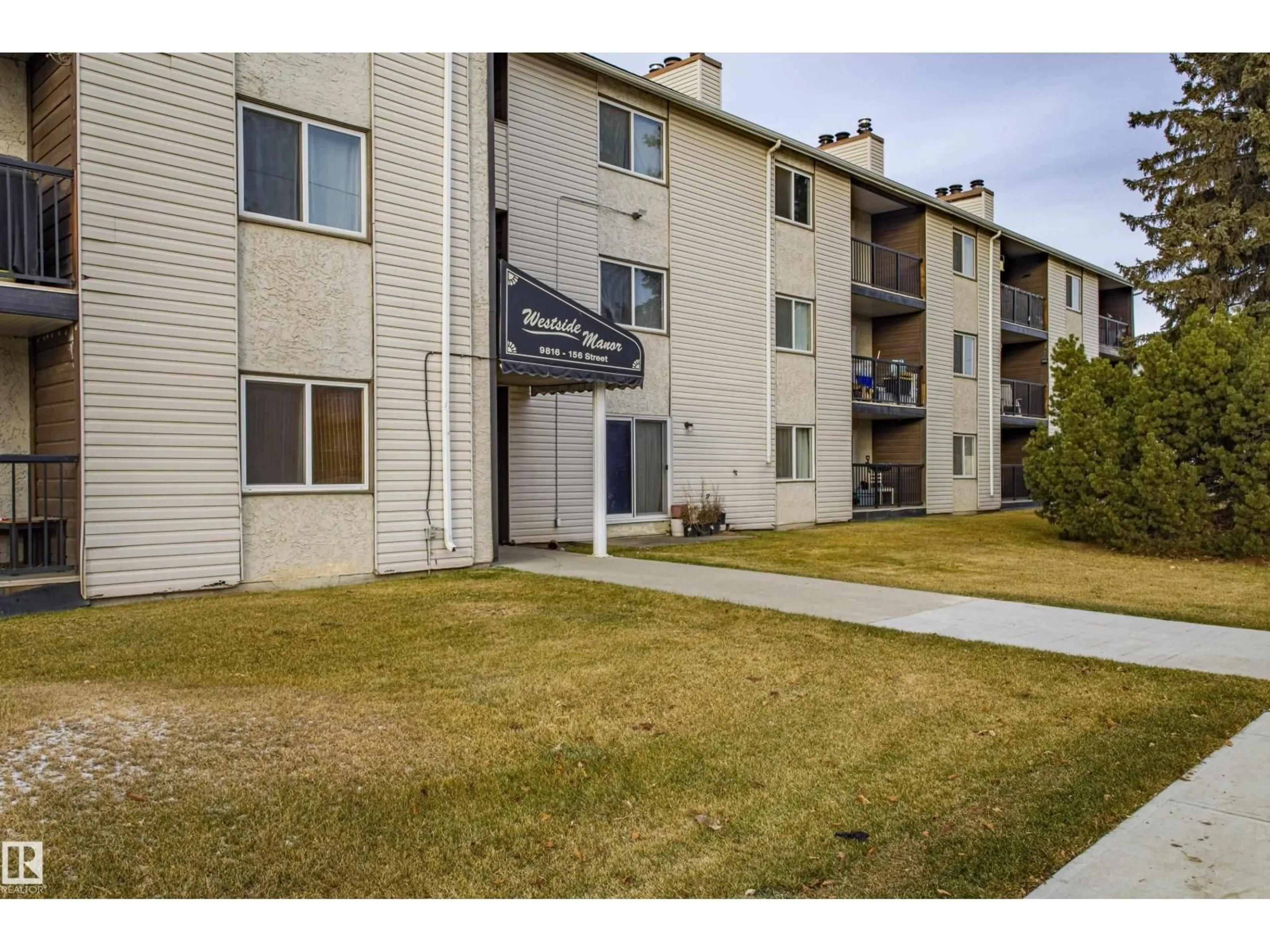 Patio, unknown for #103 - 9816 156 ST, Edmonton Alberta T5P2P3
