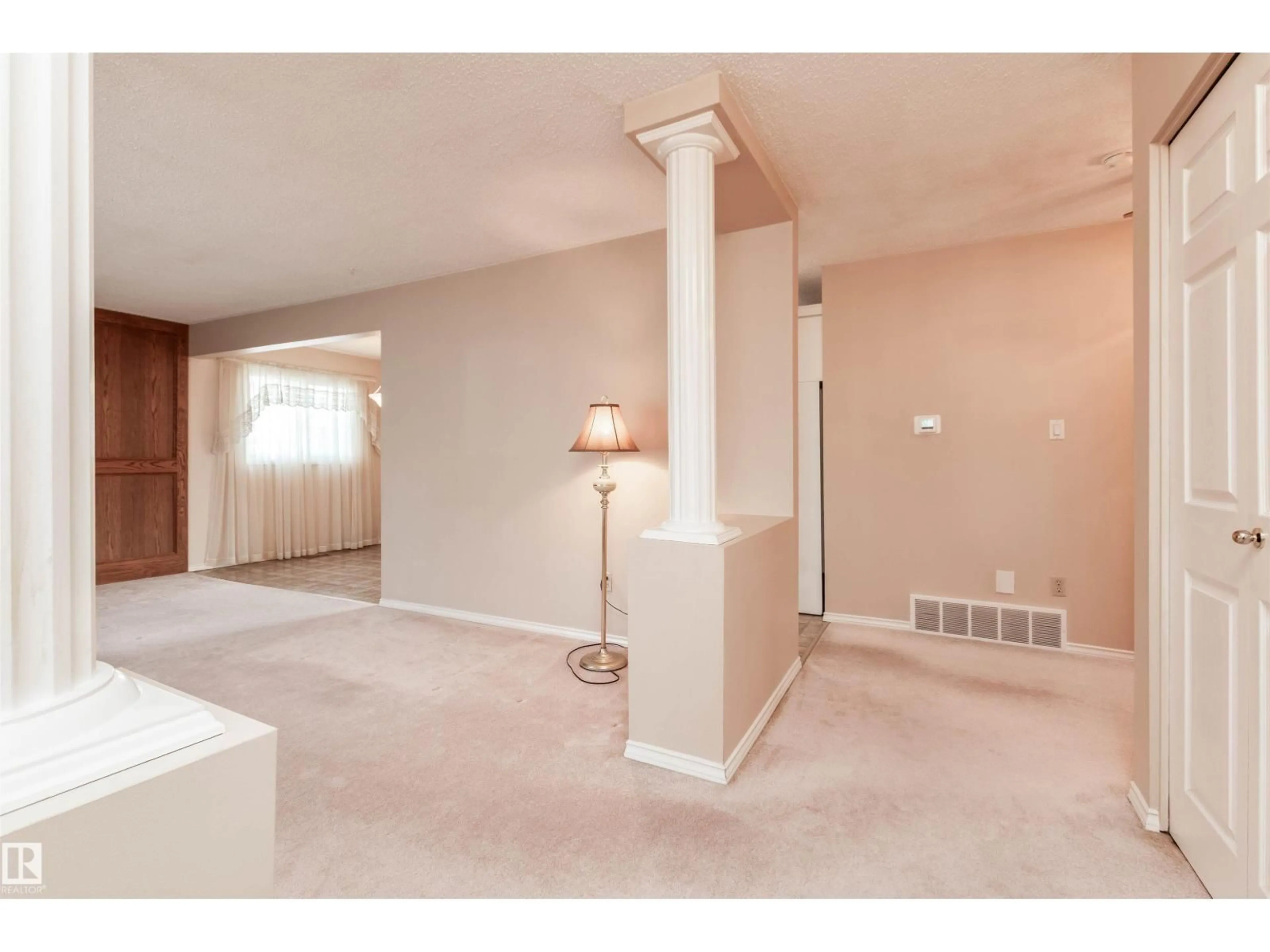 Unknown for 3 STRATHCONA PL, Sherwood Park Alberta T8A1G1