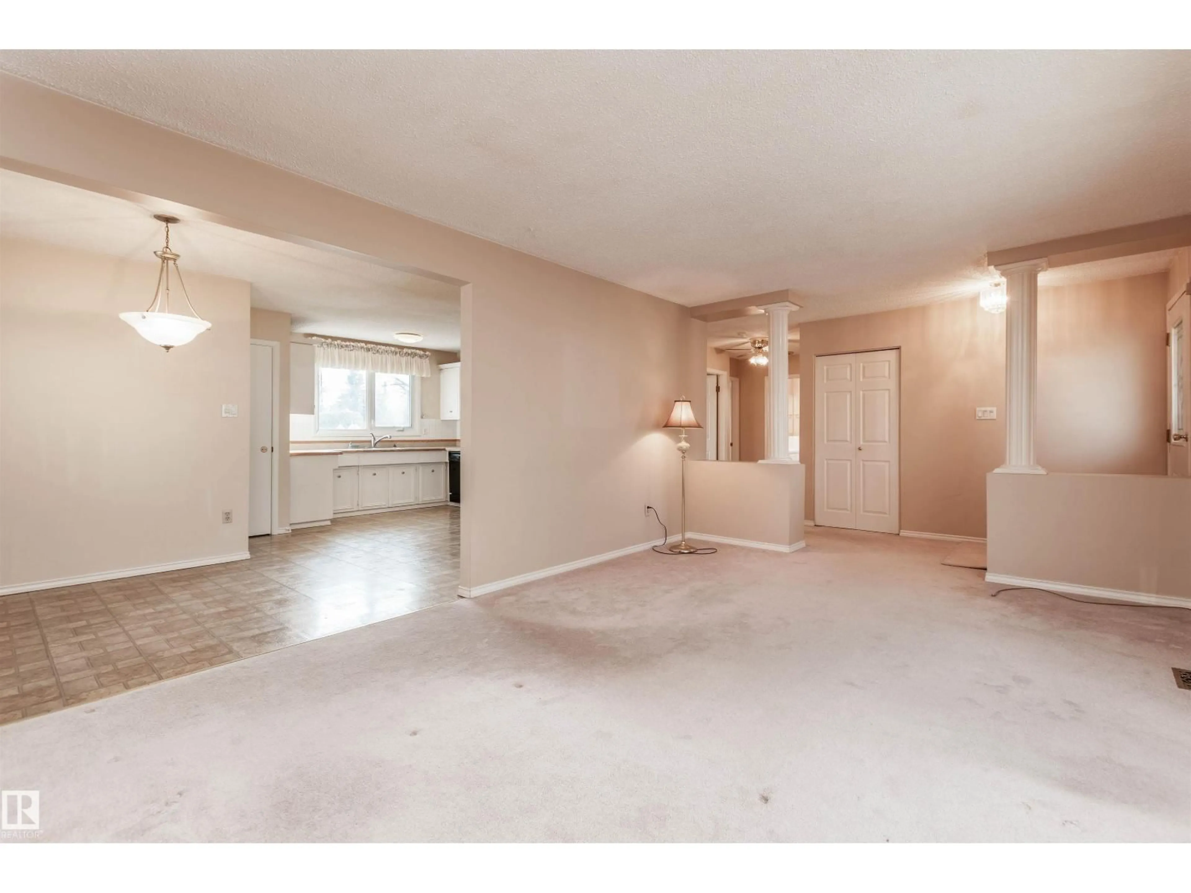 A pic of a room for 3 STRATHCONA PL, Sherwood Park Alberta T8A1G1