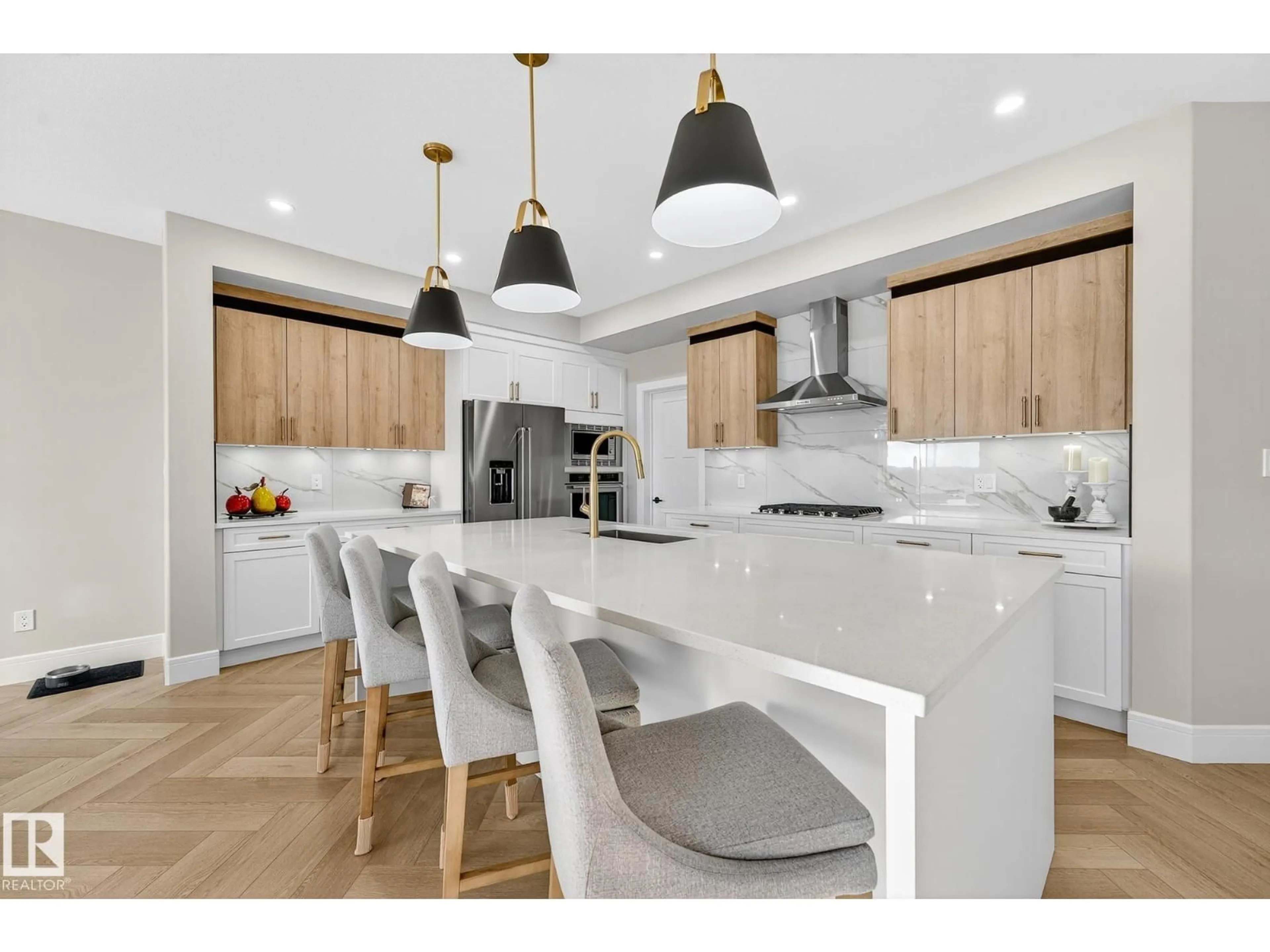 Open concept kitchen, wood/laminate floor for 37 EDGEFIELD WY, St. Albert Alberta T8N8A1