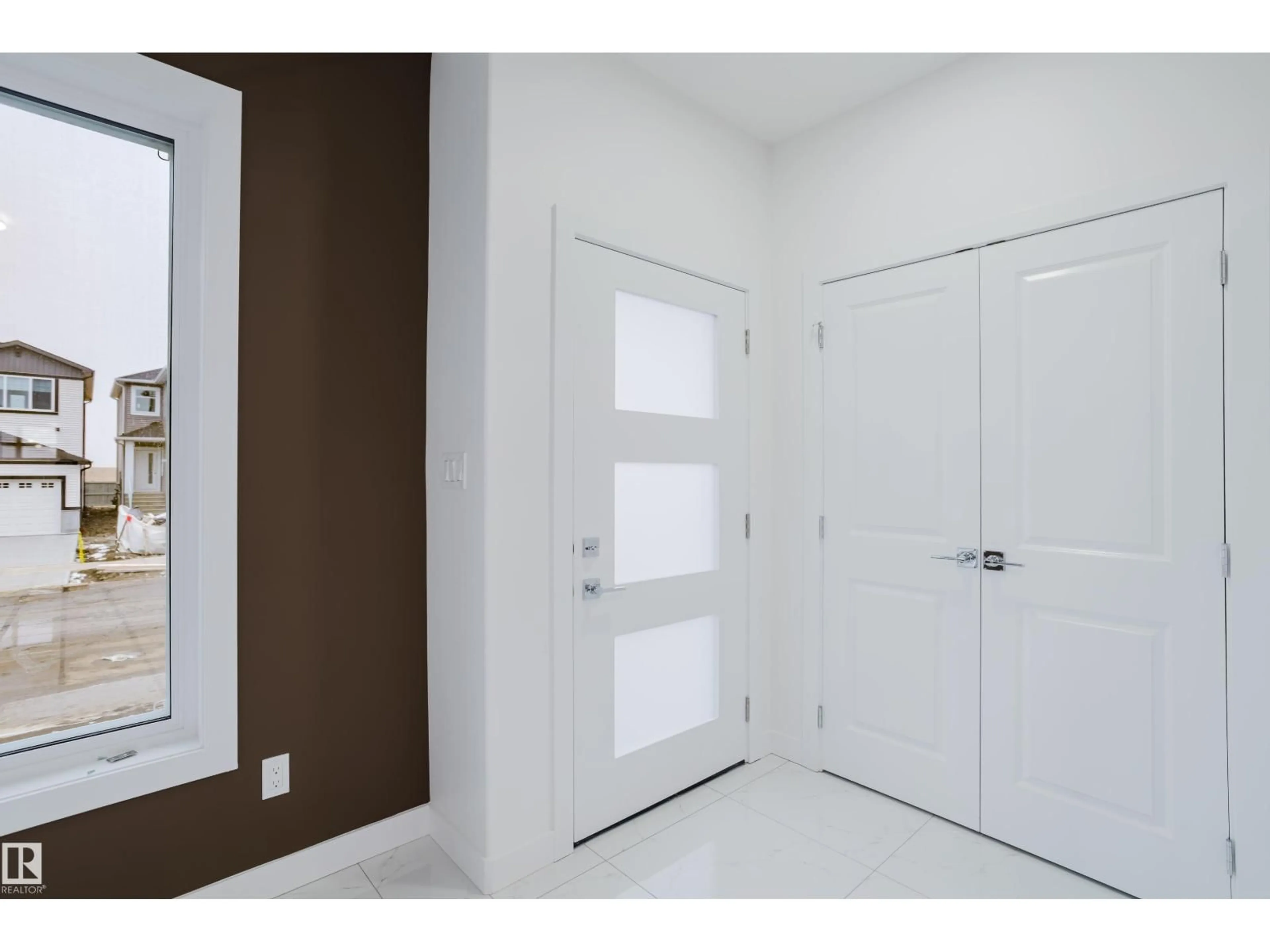 Indoor entryway for 4113 67 ST, Beaumont Alberta T4X3E9