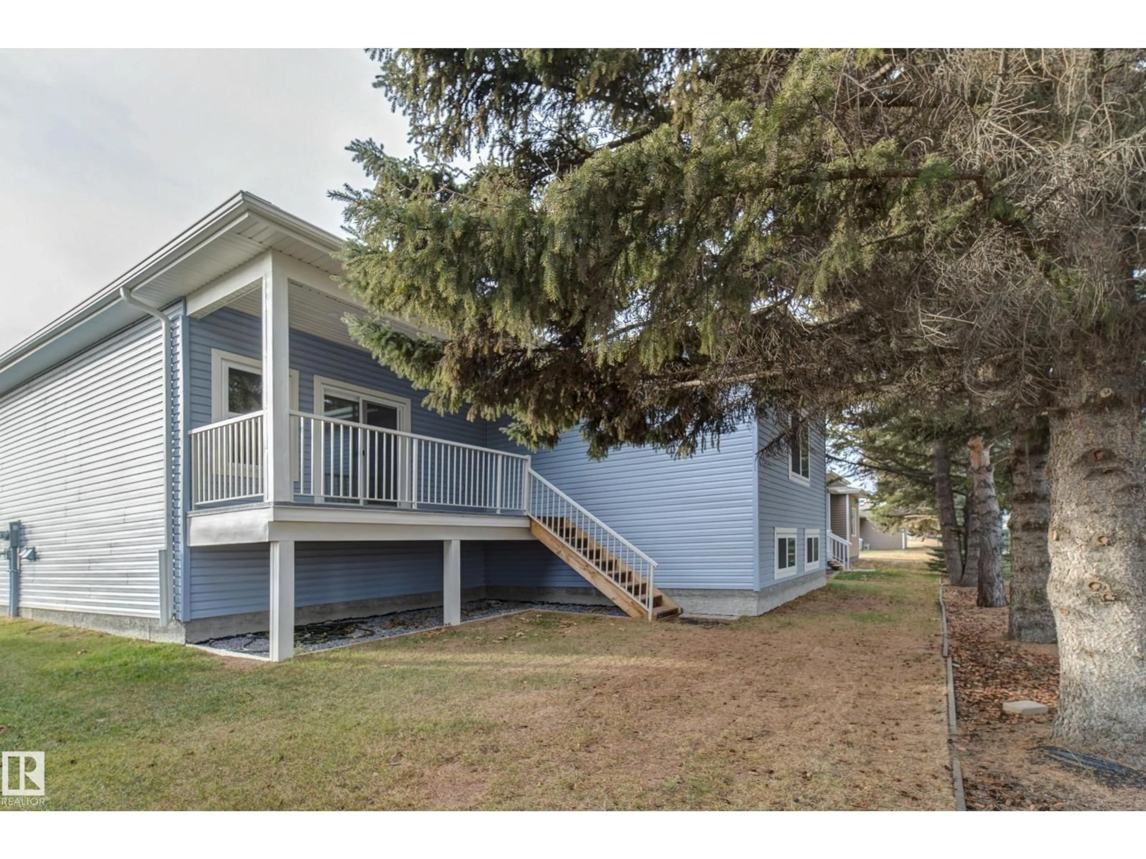 Home with vinyl exterior material, unknown for #11 - 6519 46 ST, Wetaskiwin Alberta T9A1Y5
