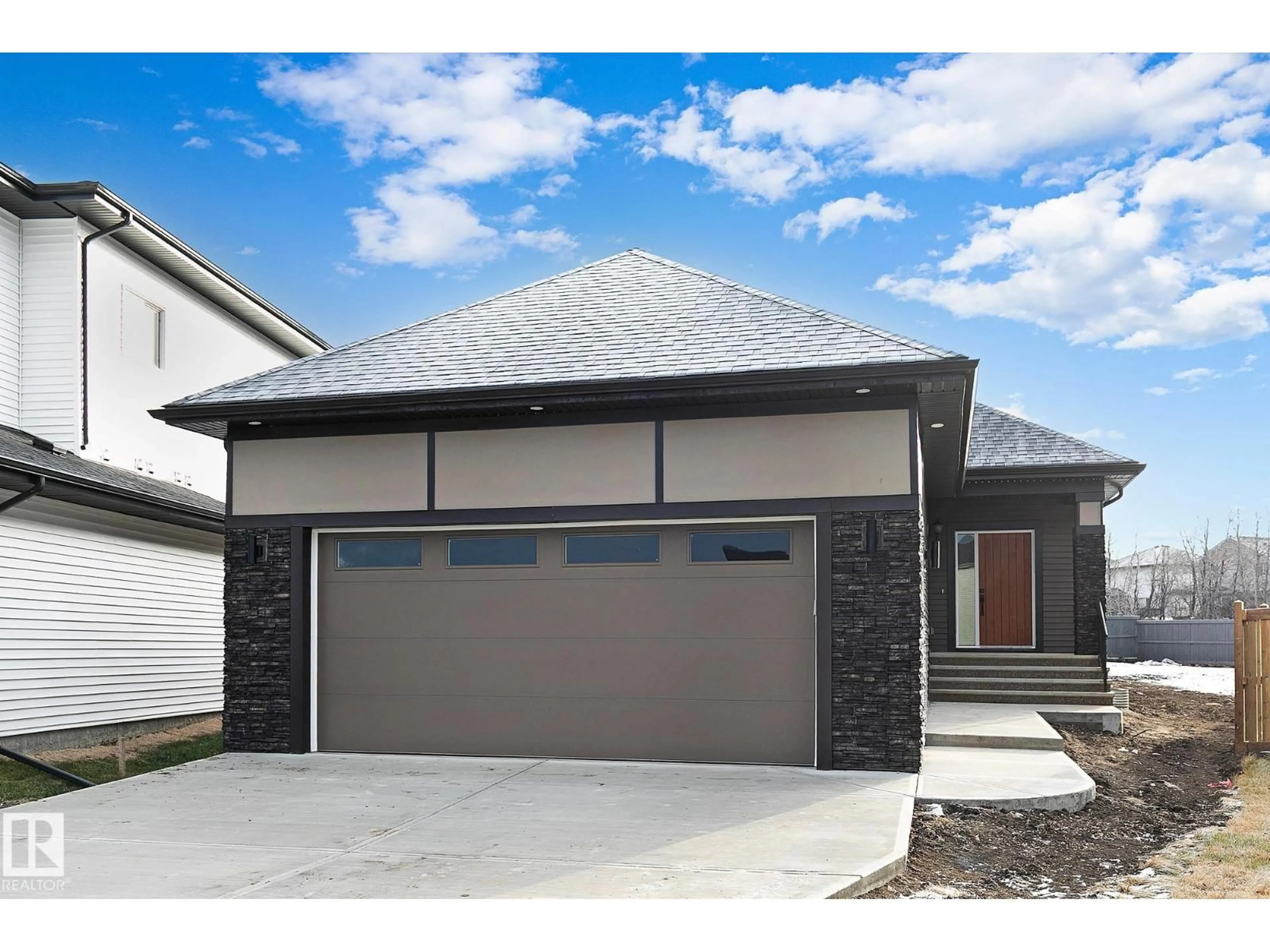 Indoor garage for 221 KETTYL CO, Leduc Alberta T9E1S1
