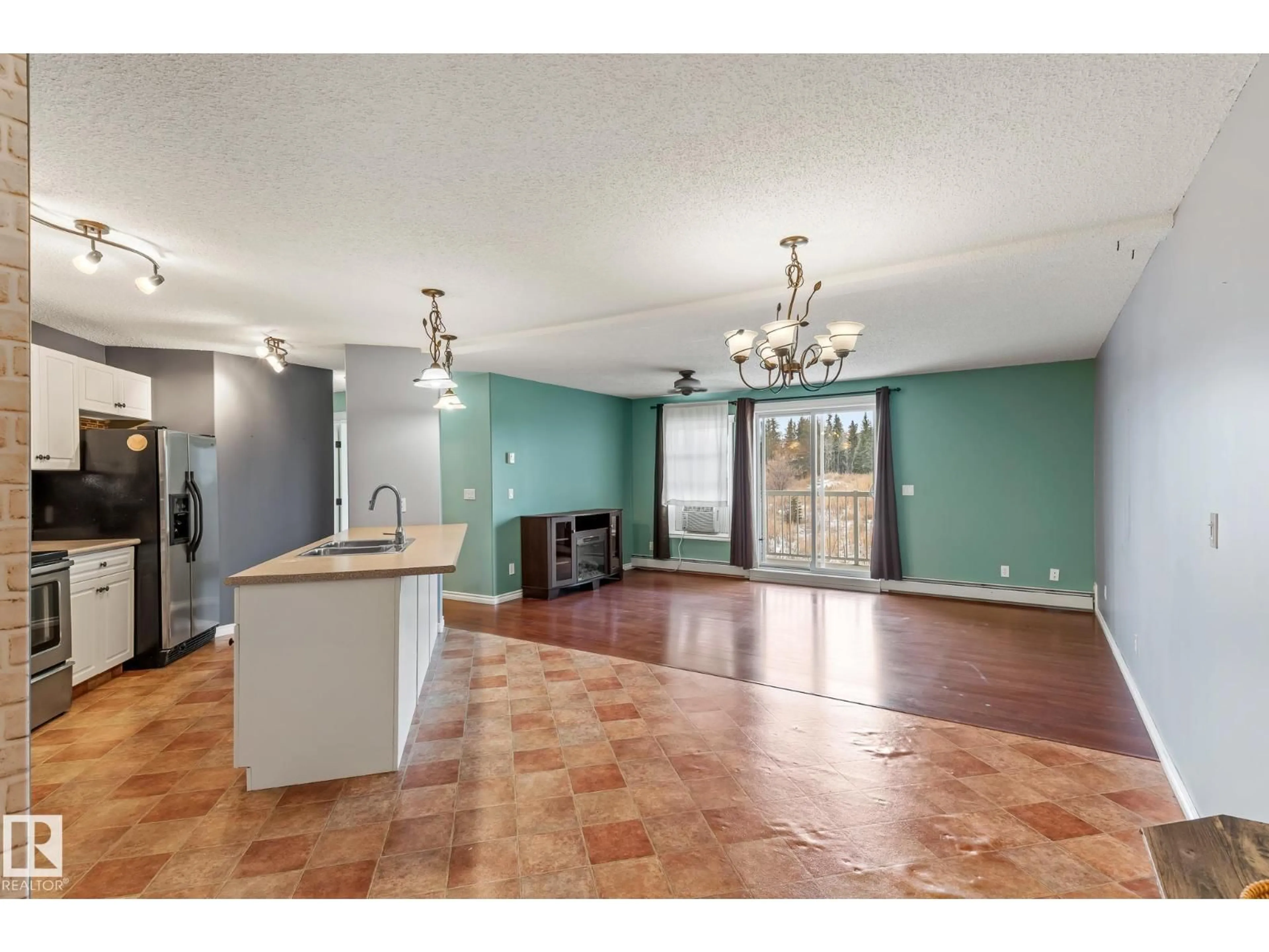 Open concept kitchen, ceramic/tile floor for 2202 901 16 ST, Cold Lake Alberta T9M0C3