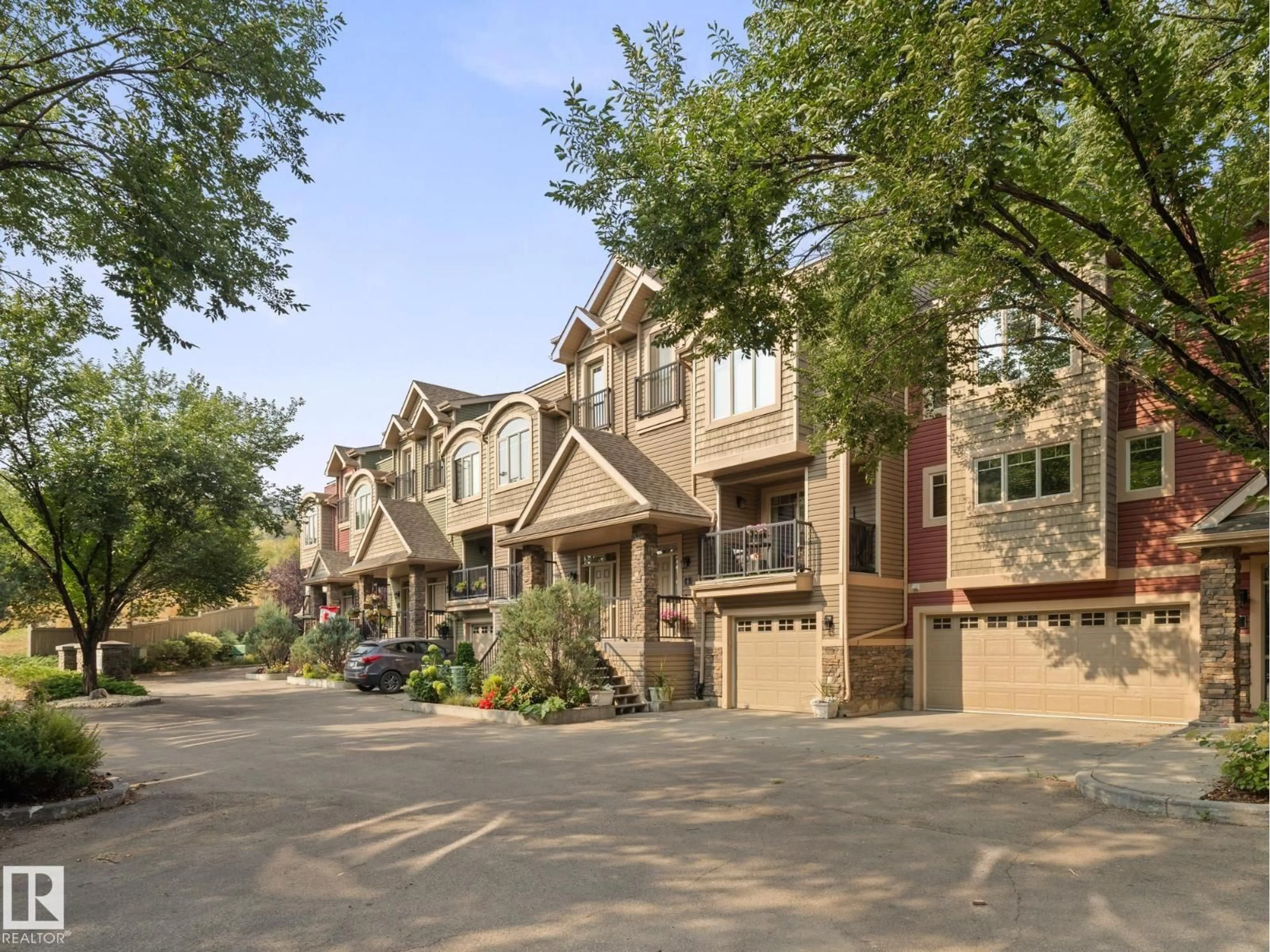 Unknown for 6 - 10240 90 ST, Edmonton Alberta T5H1S1