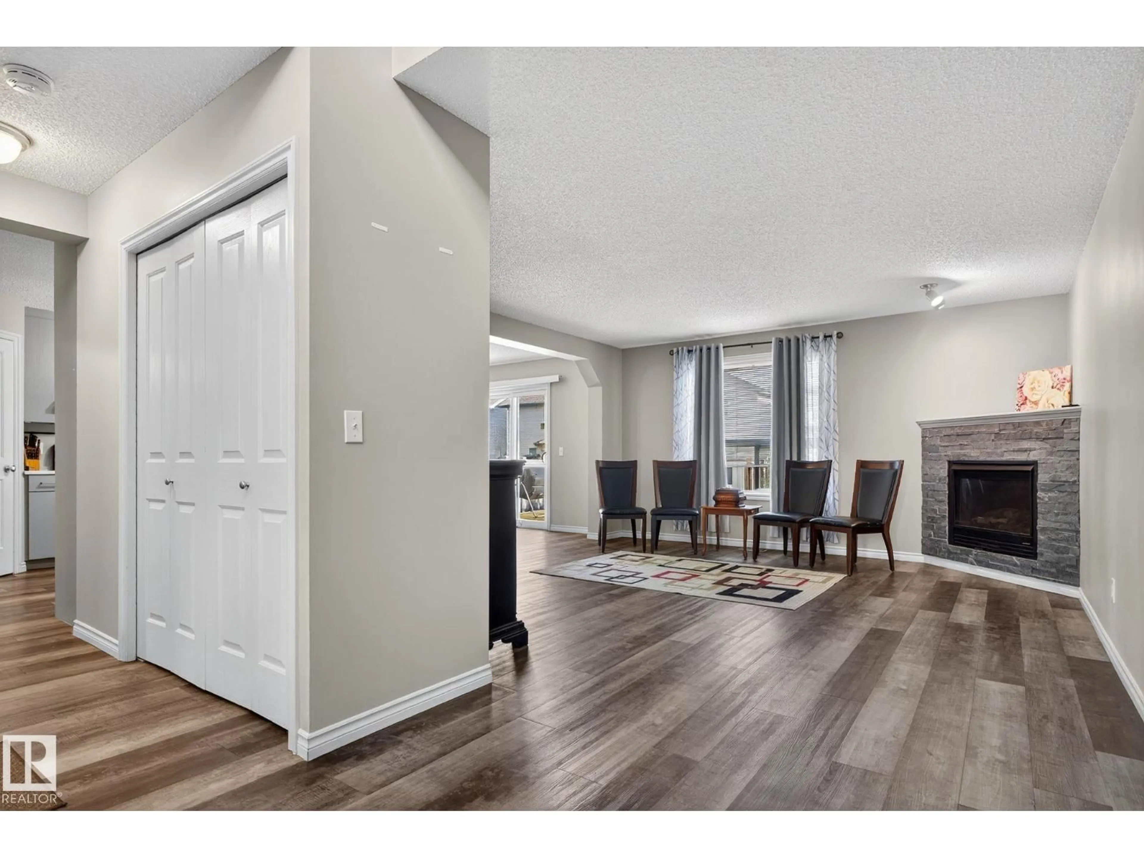 Unknown for 3811 MCLEAN CL, Edmonton Alberta T6W1R4