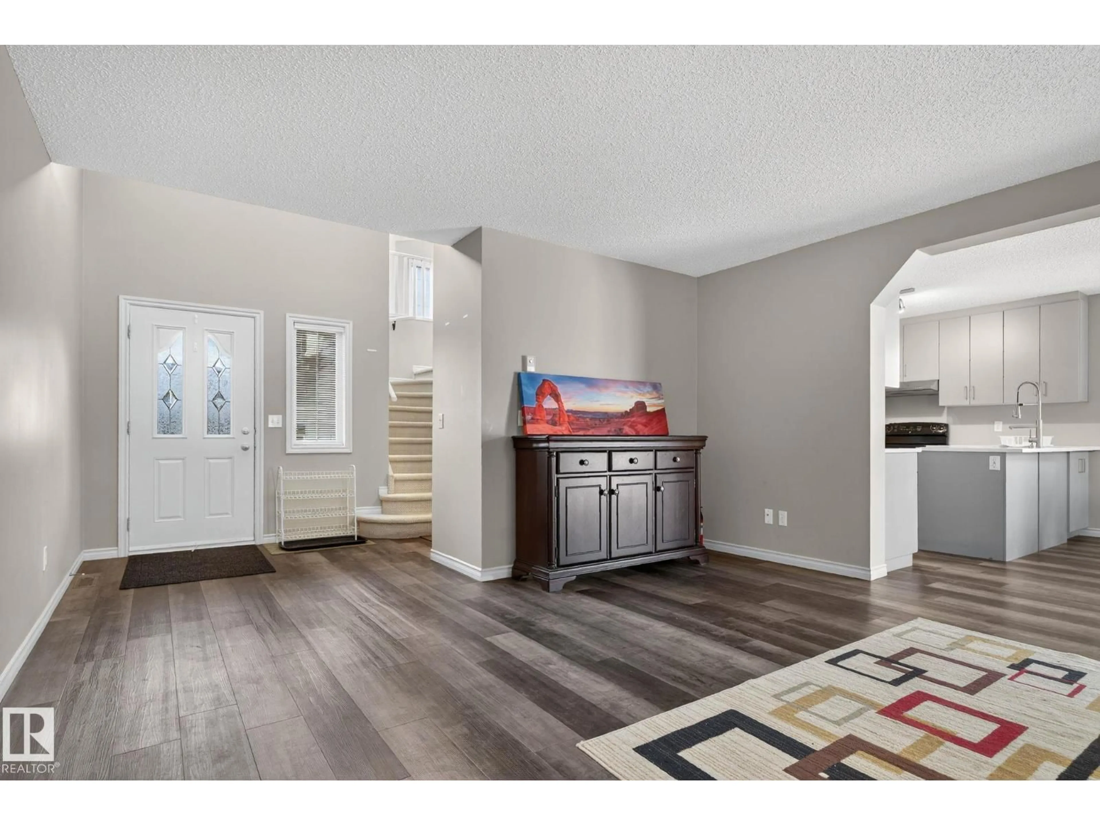 Unknown for 3811 MCLEAN CL, Edmonton Alberta T6W1R4