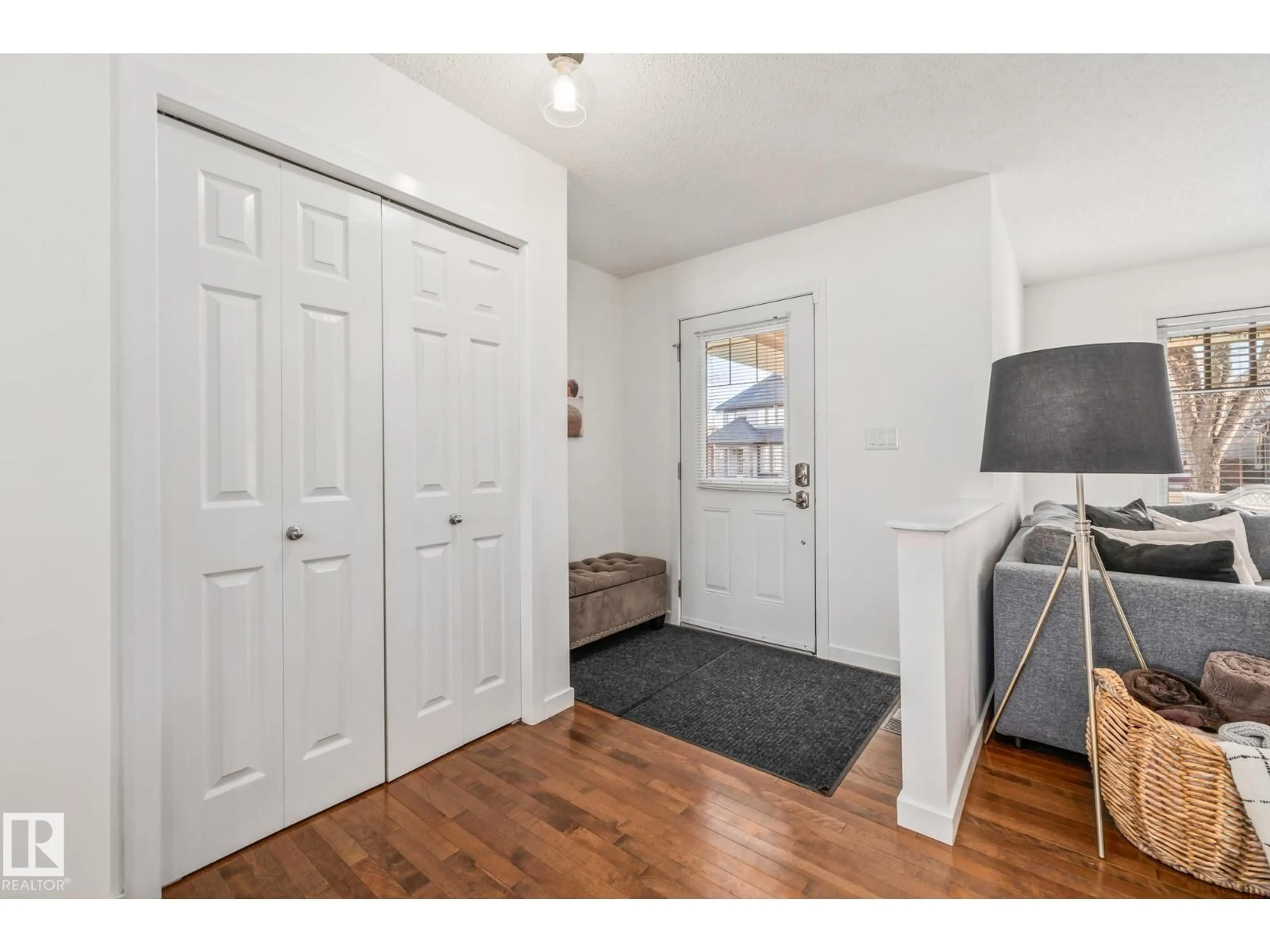 Indoor entryway for 2479 AUSTIN CR, Edmonton Alberta T6W0L4