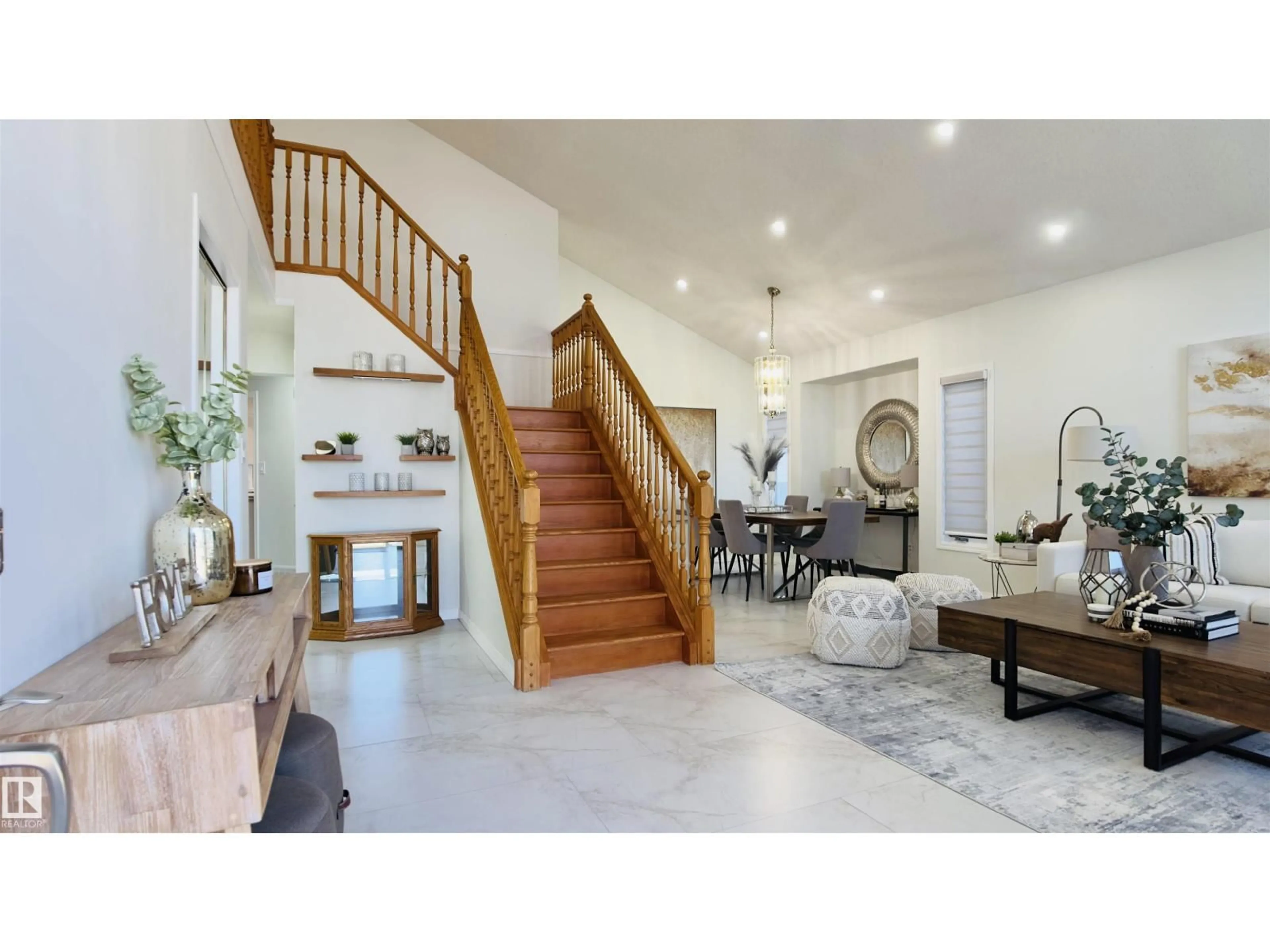 Indoor entryway for NW - 15508 69 ST, Edmonton Alberta T5Z2W6