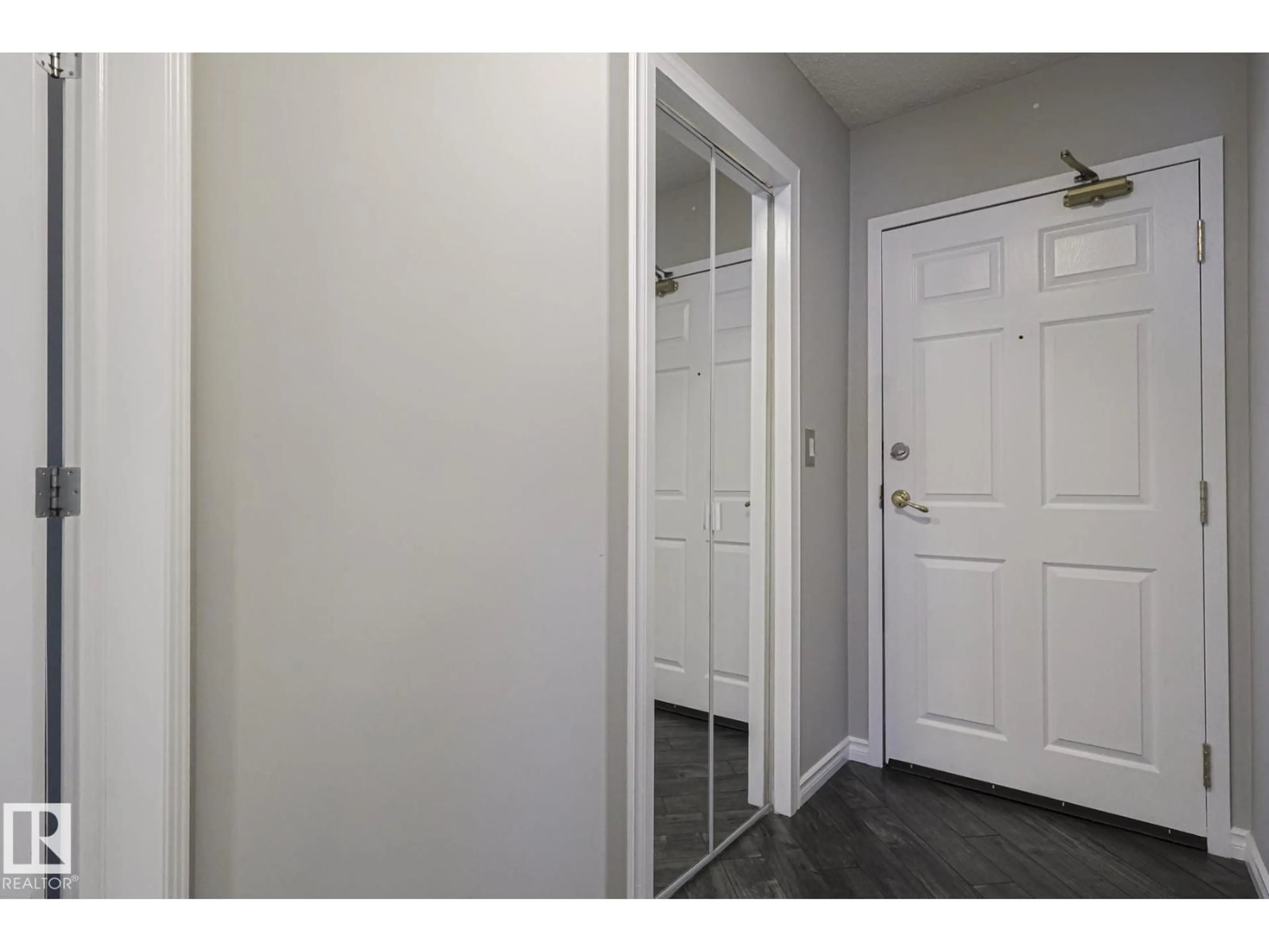 Indoor entryway for 317 - 9730 174 ST NW, Edmonton Alberta T5T6J4