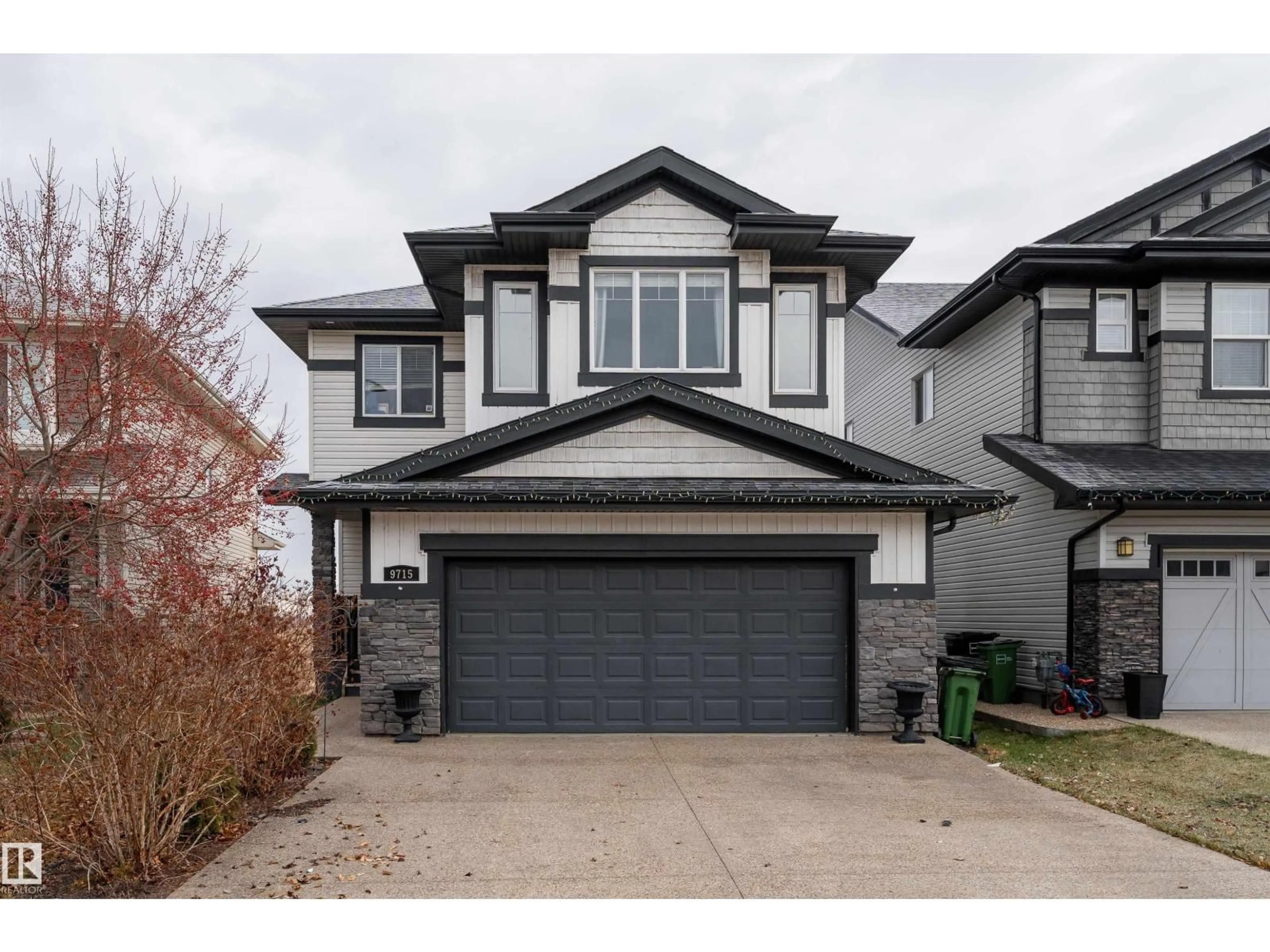 Unknown for NW - 9715 205 ST, Edmonton Alberta T5T4V1