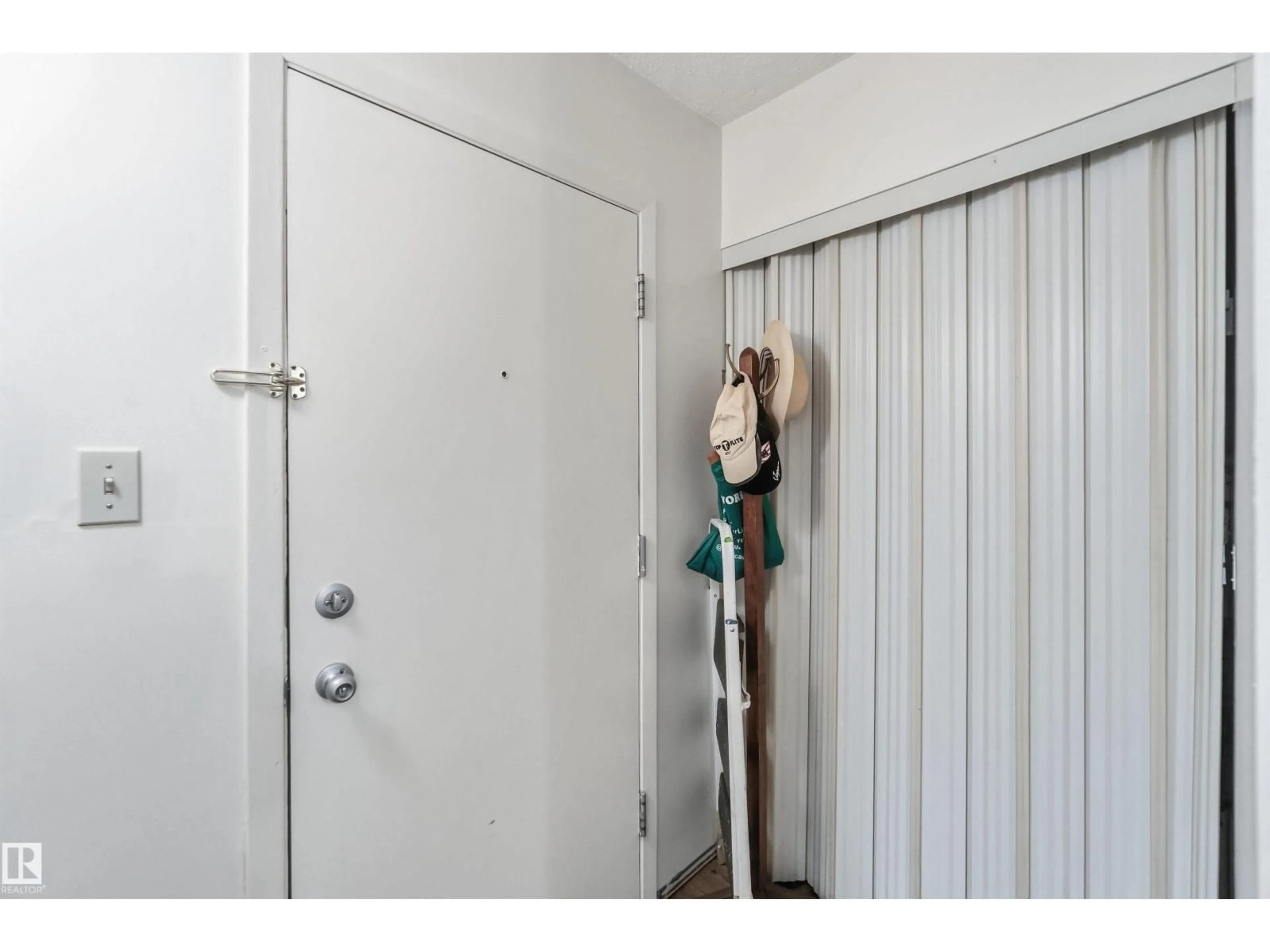 Unknown for 202 - 11026 106 ST NW, Edmonton Alberta T5H2Y4