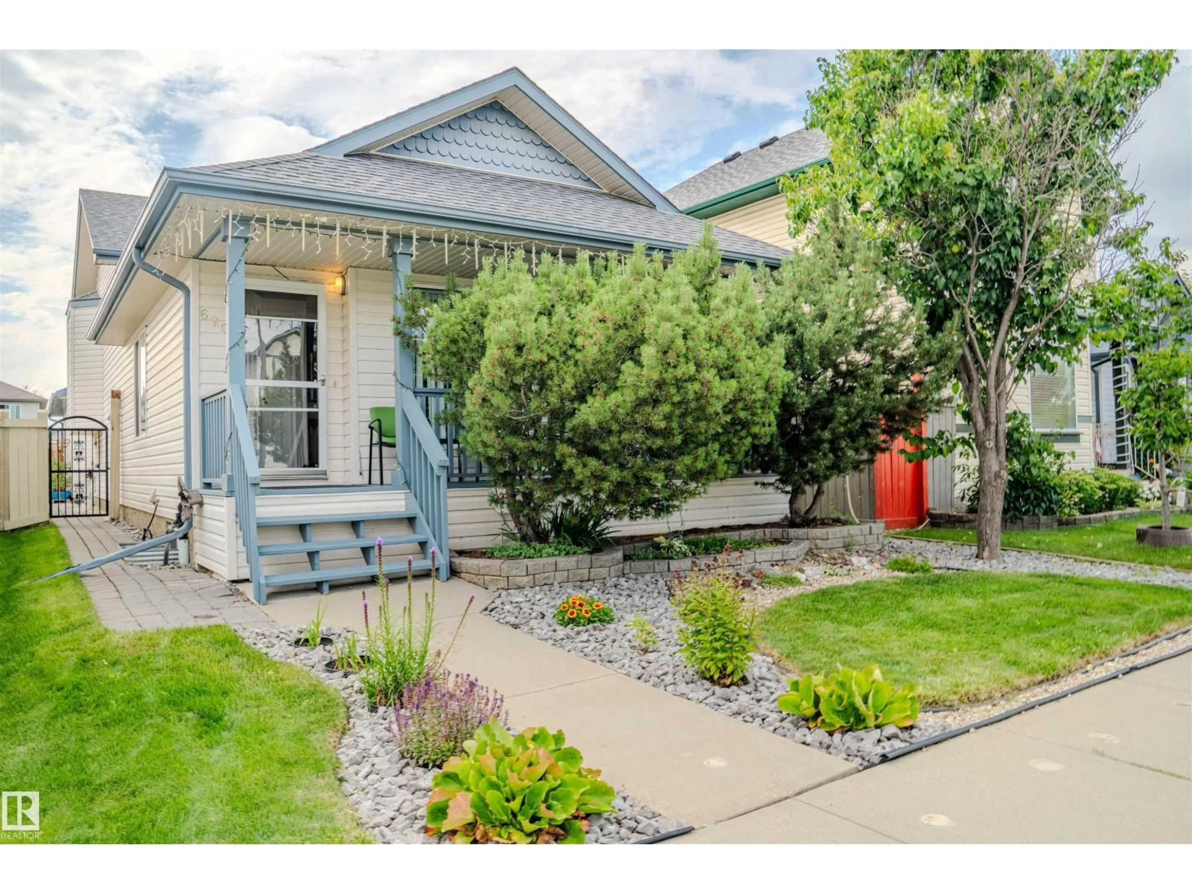 Unknown for 620 88 ST, Edmonton Alberta T6X1E1