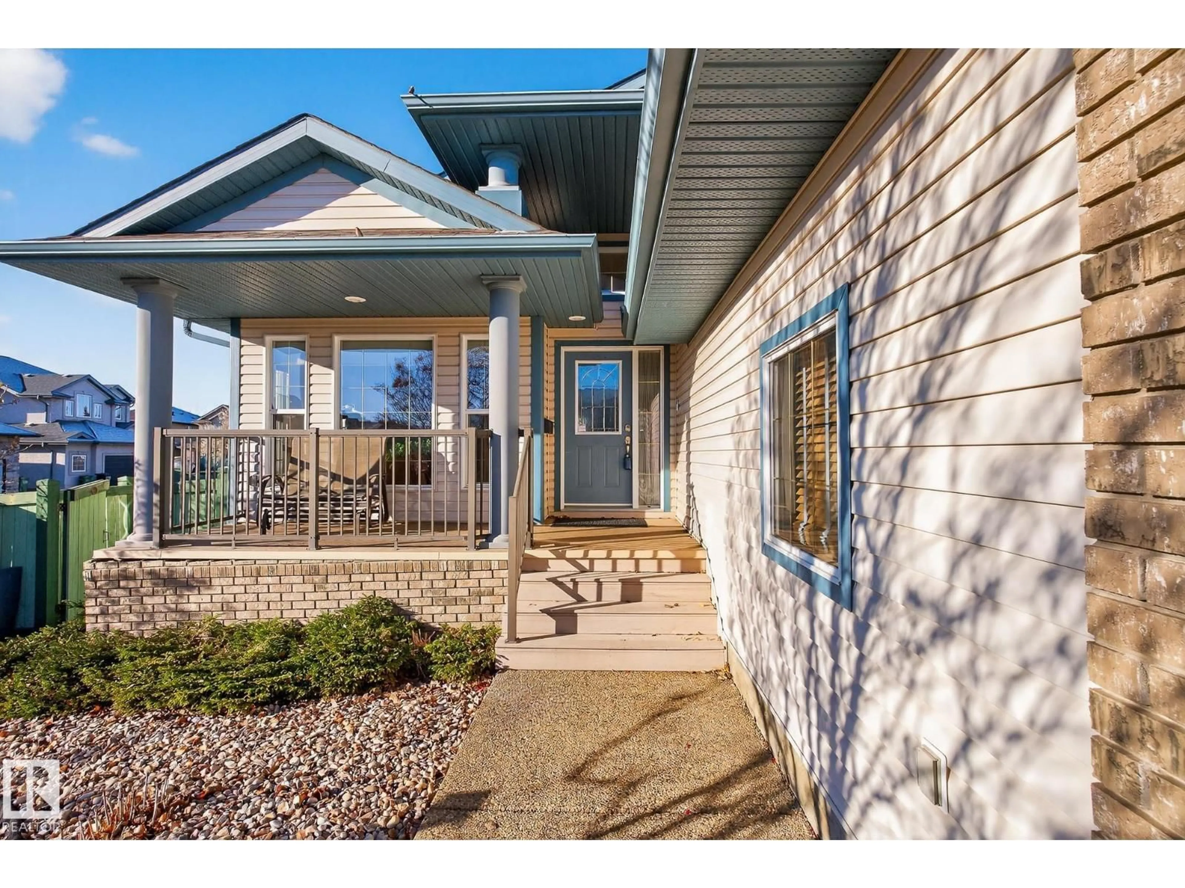 Unknown for 20756 90 AV, Edmonton Alberta T5T1T4