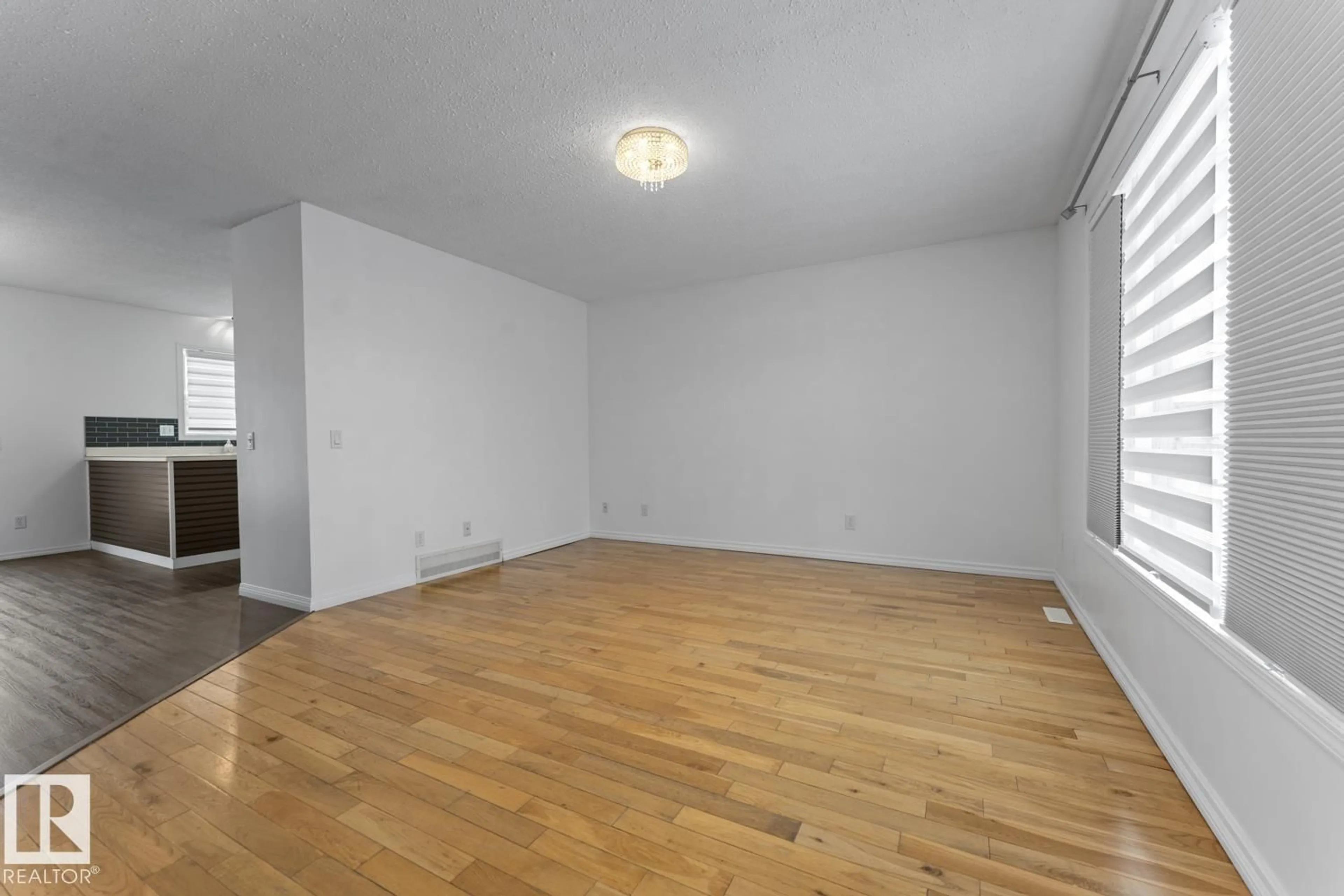 A pic of a room for 1915 5 AV, Cold Lake Alberta T9M1B7