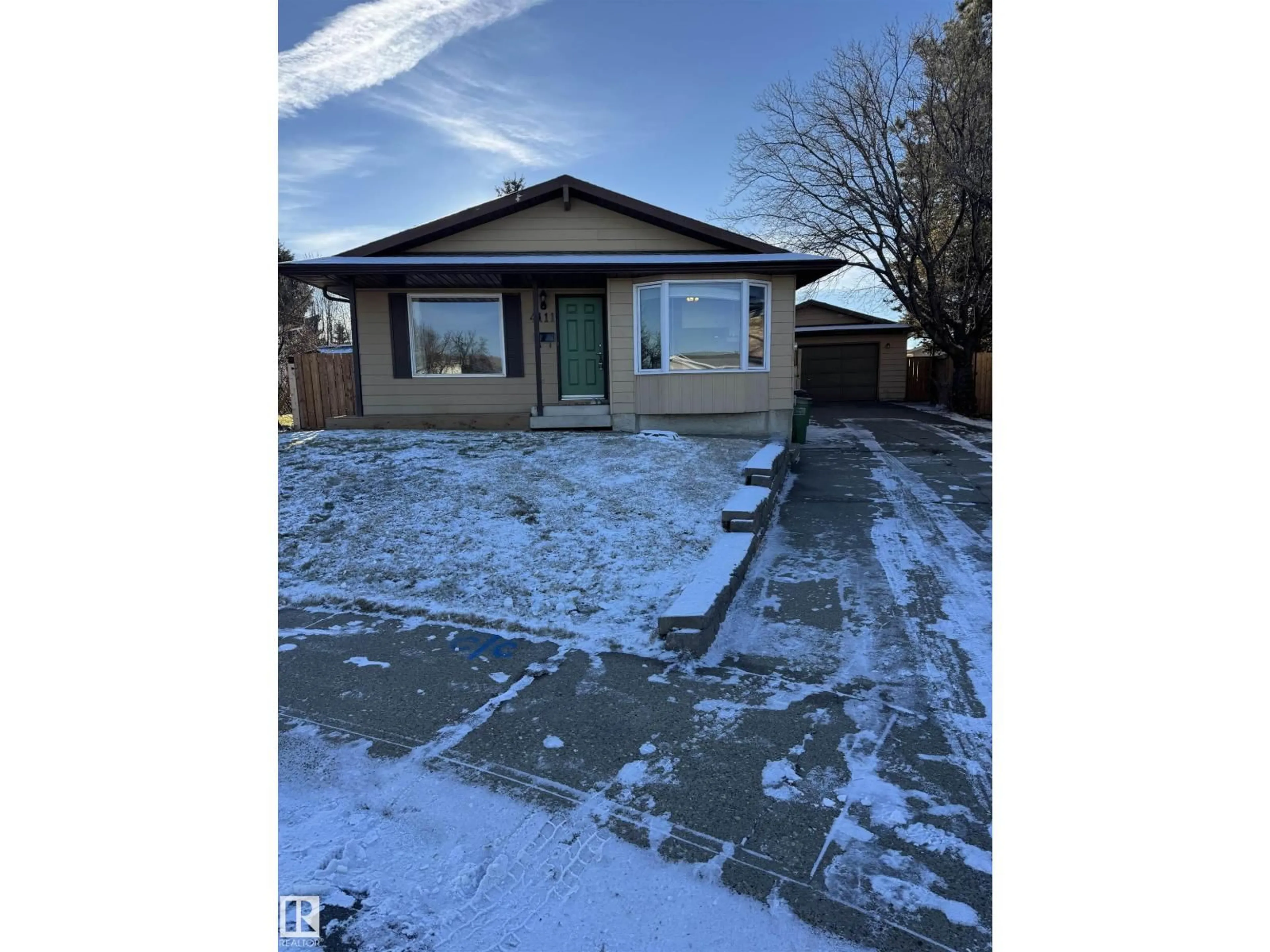 A pic from outside/outdoor area/front of a property/back of a property/a pic from drone, street for 4111 32 AV, Edmonton Alberta T6L3W6